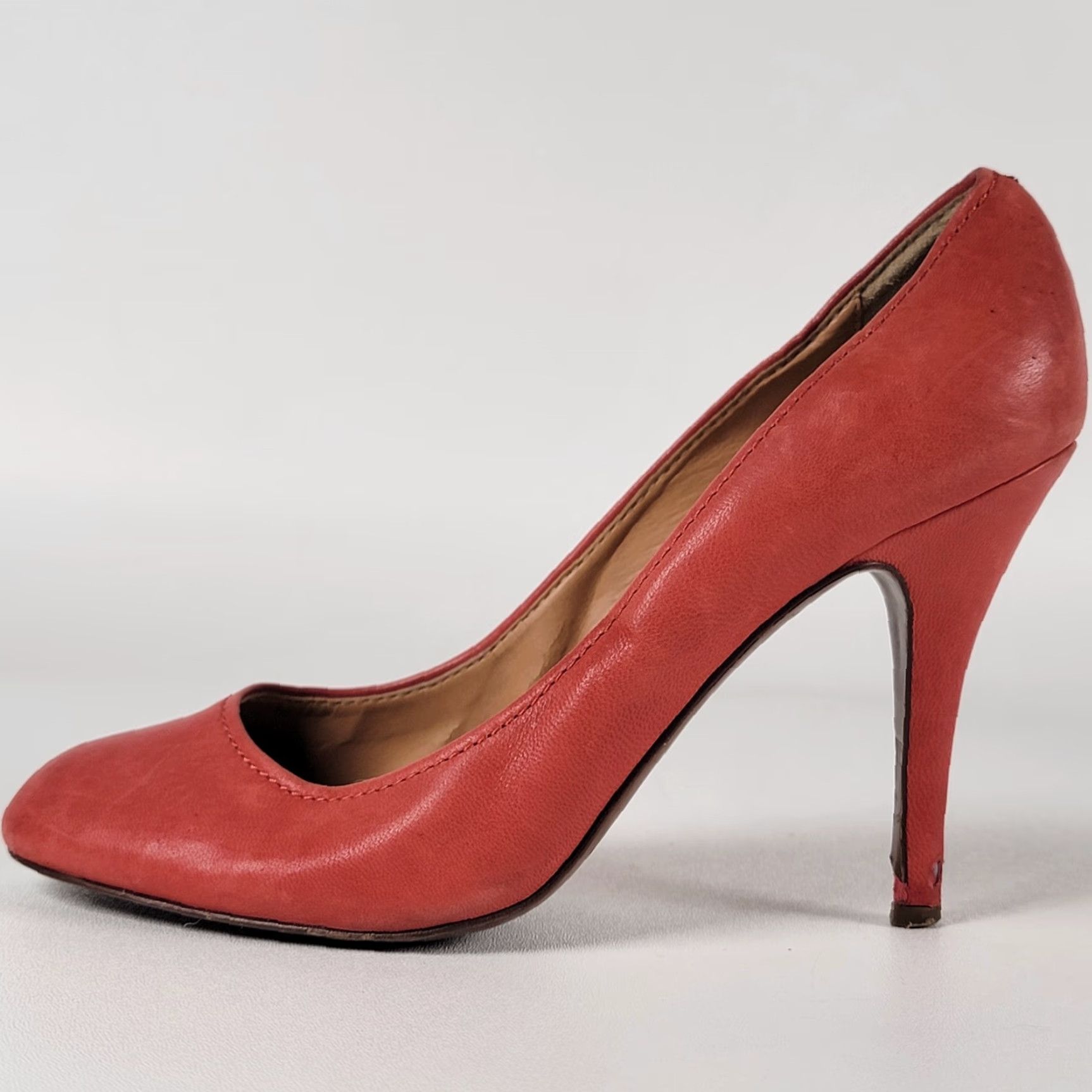 J.Crew J. Crew Pumps Coral Leather Heels Round Toe Slip On 9.5 Women City Modern Classic Colorful Stiletto Heel - Made in Italy Size US 10 / IT 40 - 7 Thumbnail