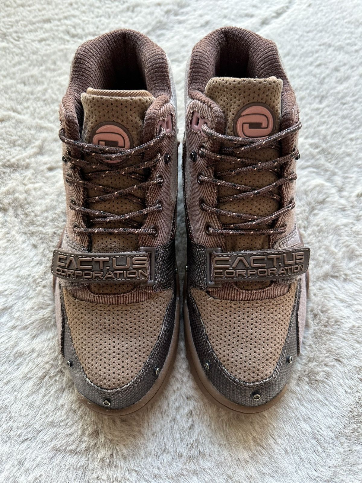 Nike × Travis Scott Nike Air Trainer 1 x Travis Scott Cactus Corporation Wheat Size US 5.5 / EU 38 - 9 Thumbnail