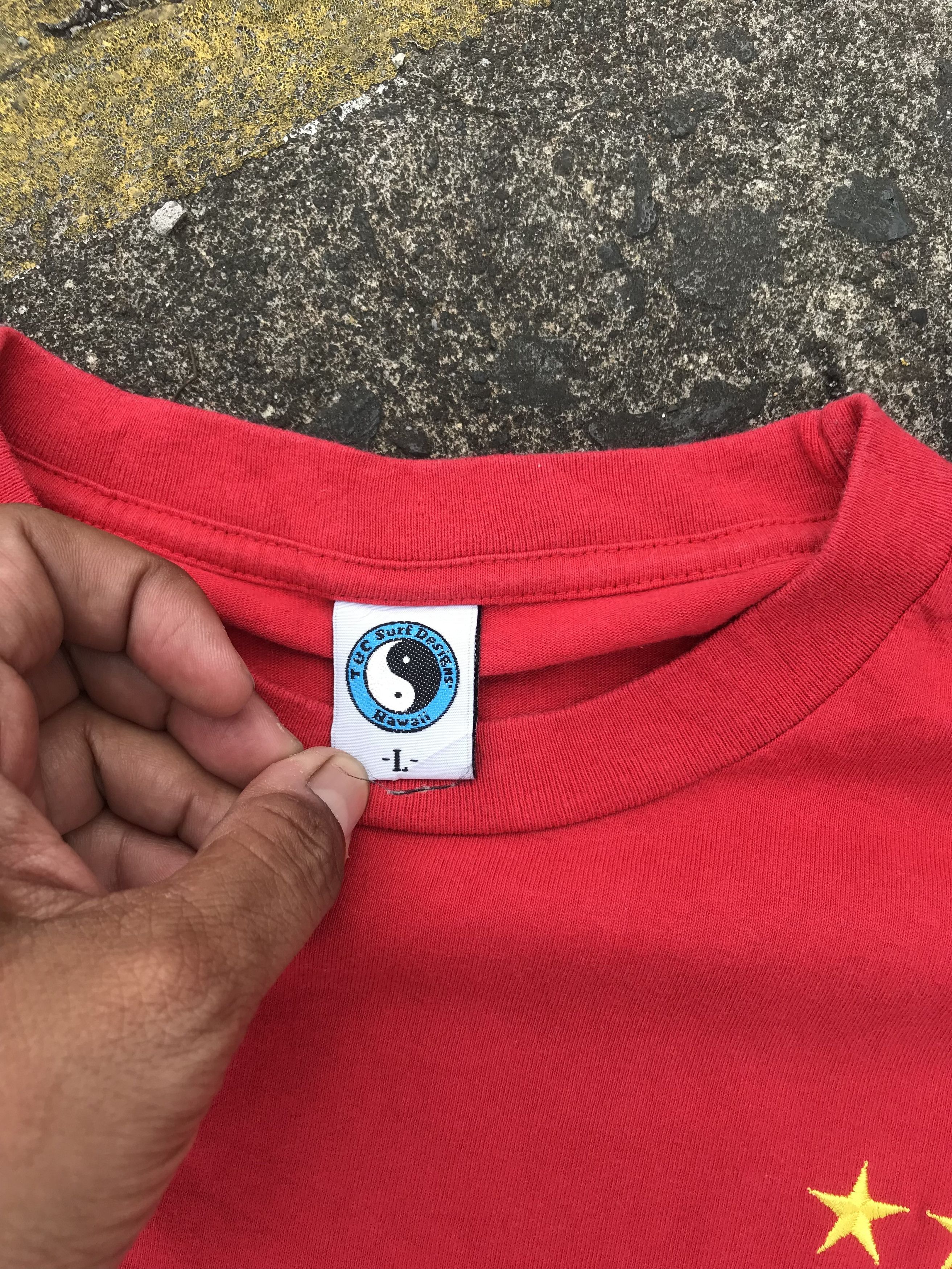 Other 90s Vintage rare T&C surf tee Size US L / EU 52-54 / 3 - 3 Thumbnail