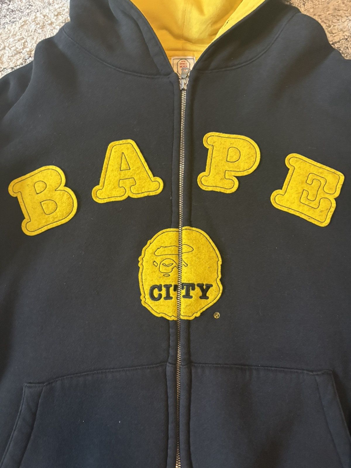 Bape Early 2000’s Bape City Spellout Zipper Hoodie Size US L / EU 52-54 / 3 - 2 Thumbnail
