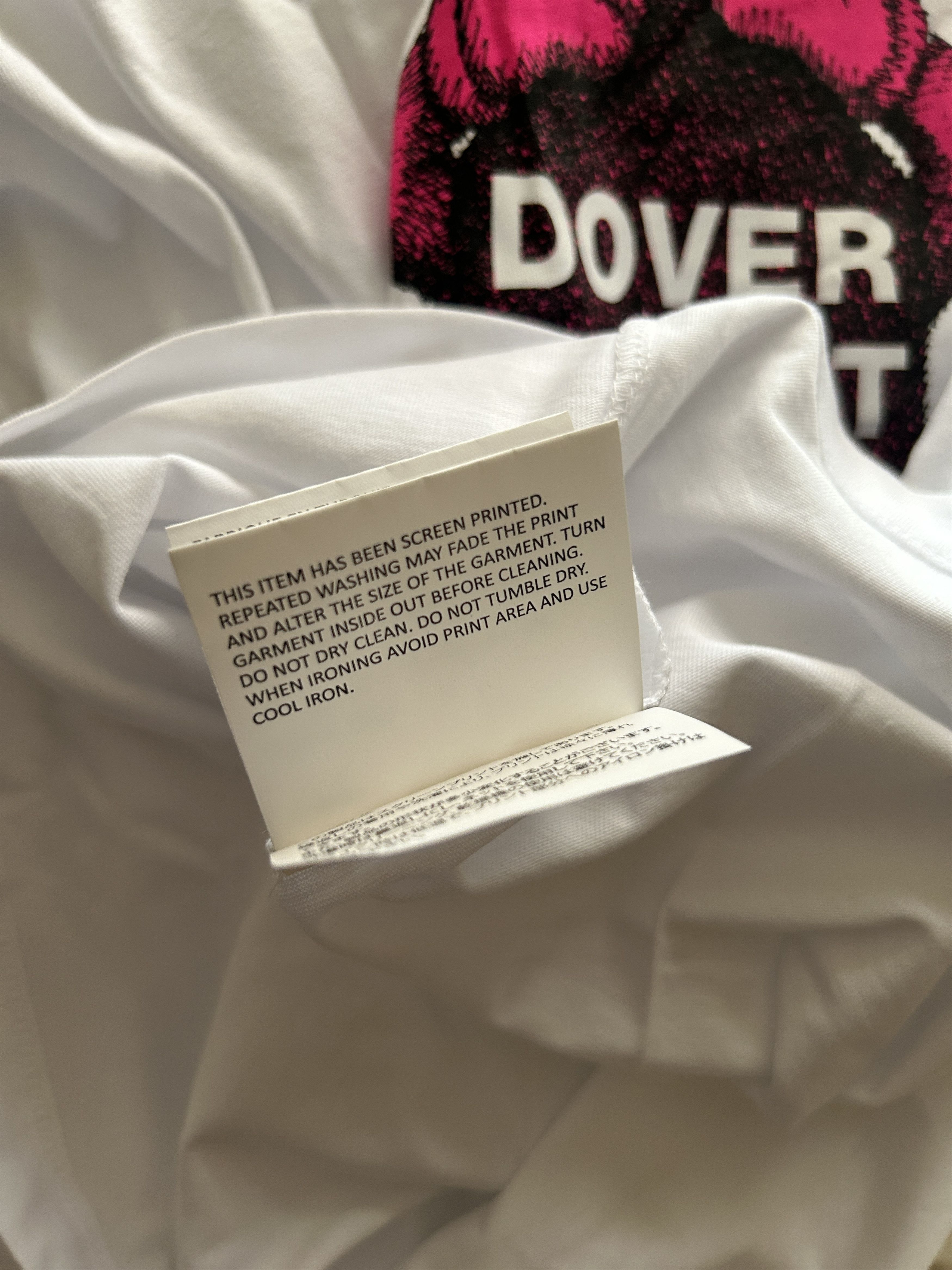 KAWS x DSM FLURO REBELLION TEE DOVER STREET MARKET