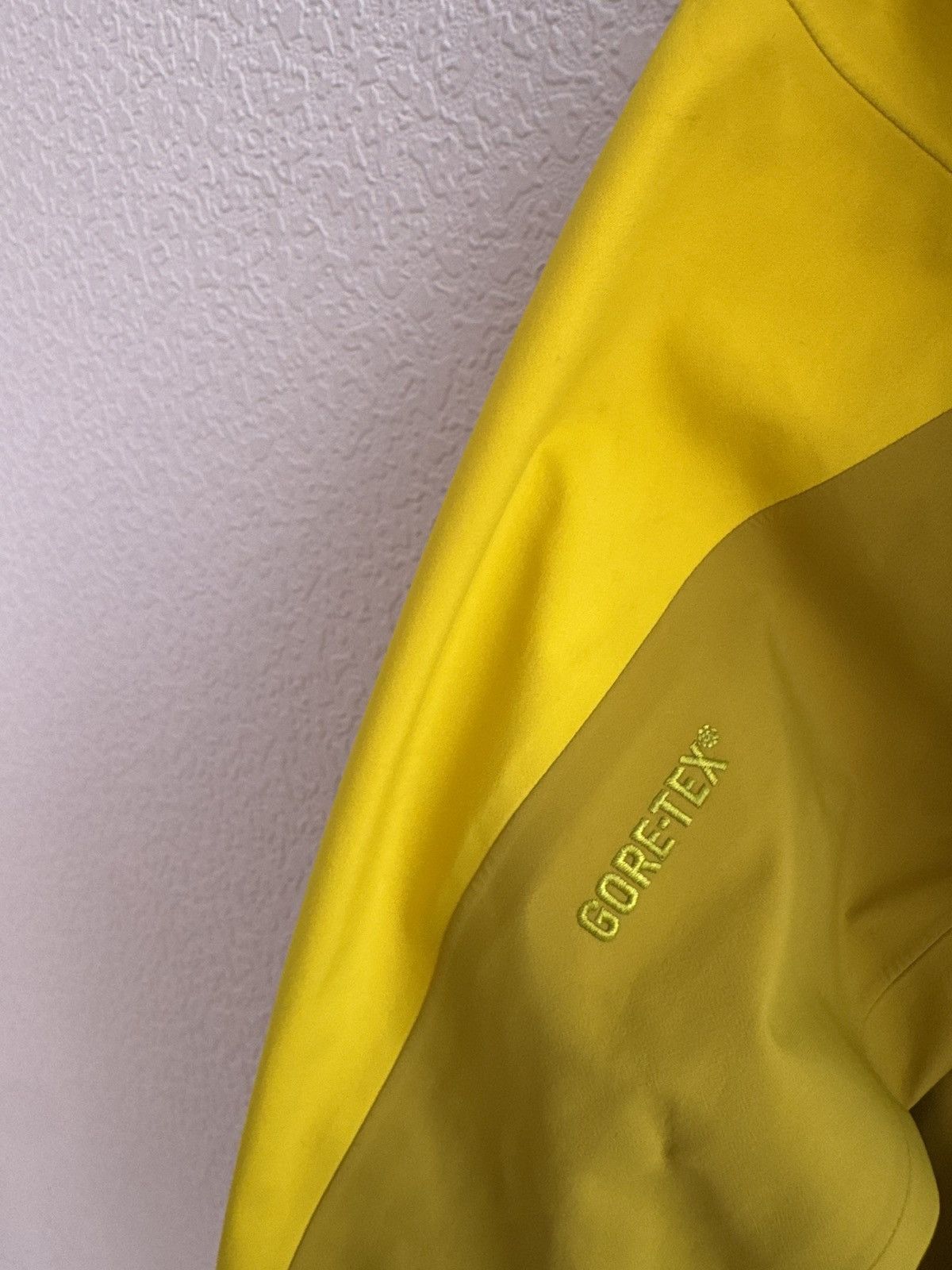 Arc'teryx Arc'teryx Rush Jacket Yellow Gore-tex Pro Snowboard/Ski Size US M / EU 48-50 / 2 - 12 Thumbnail