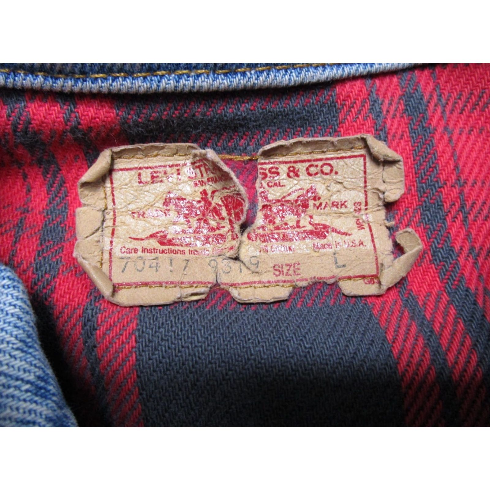 Levi's VINTAGE Levi's Trucker Jacket Men's Blue Buffalo Plaid Lined Denim USA 70417 Size US 33 - 2 Thumbnail