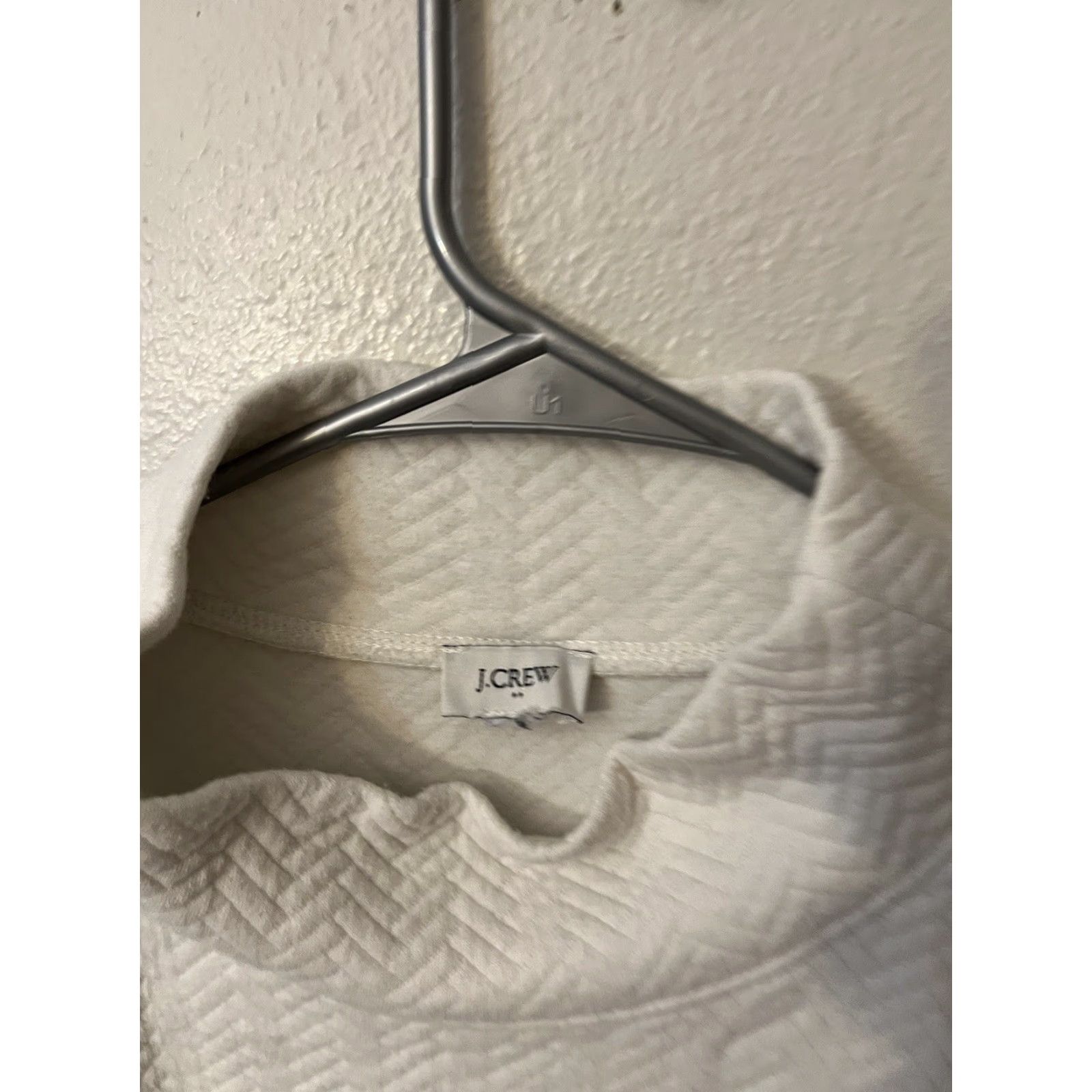 J.Crew J.Crew Factory Sweatshirt Quilted Herringbone Mockneck XL Ivory Gold Buttons Womens Size XL / US 12-14 / IT 48-50 - 2 Thumbnail