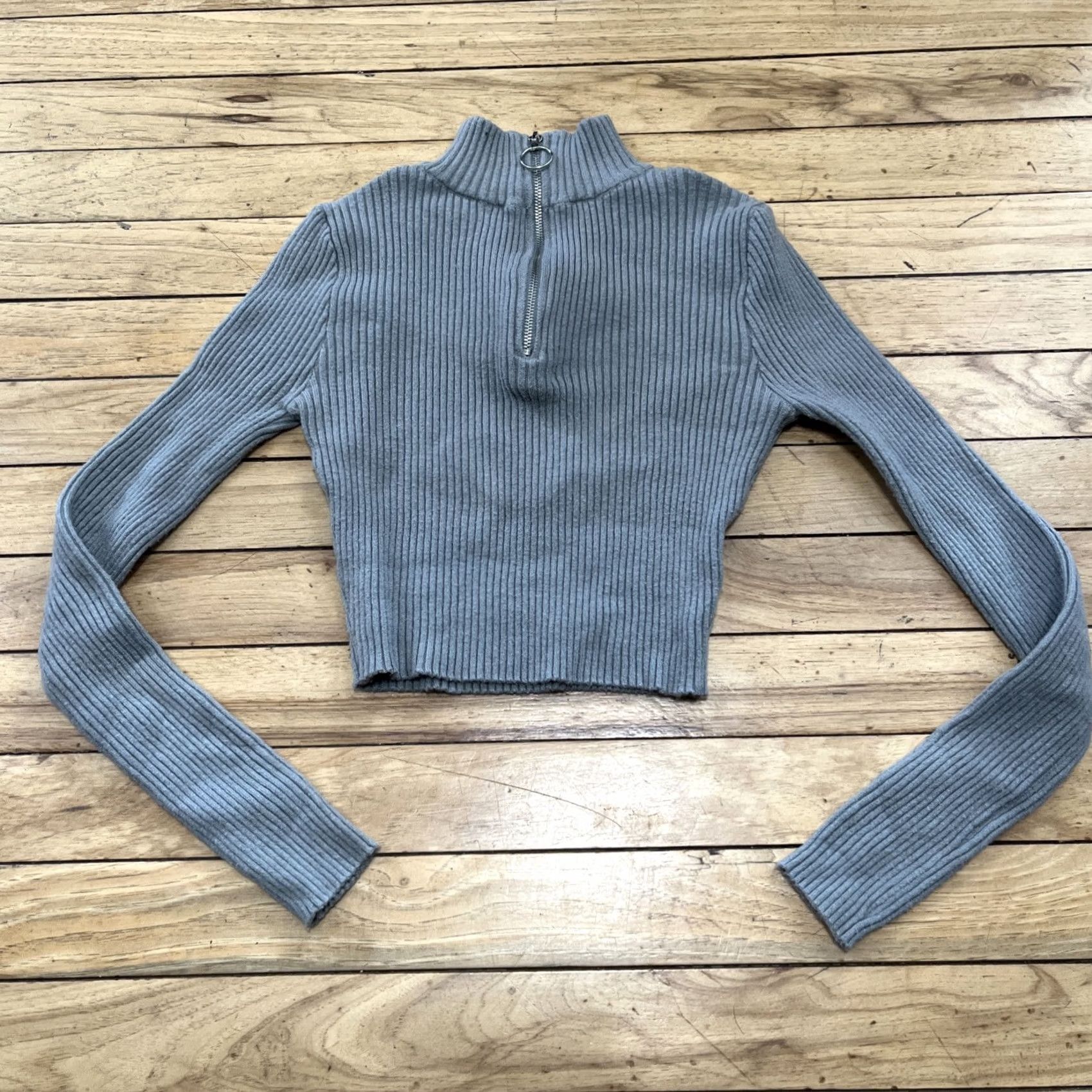 Vintage Love Tree Crop Knit Top Women S Mock Neck Long Sleeve Ribbed Gray 1/4 Zip Shirt Pullover S Gray Womens Size S / US 4 / IT 40 - 2 Thumbnail