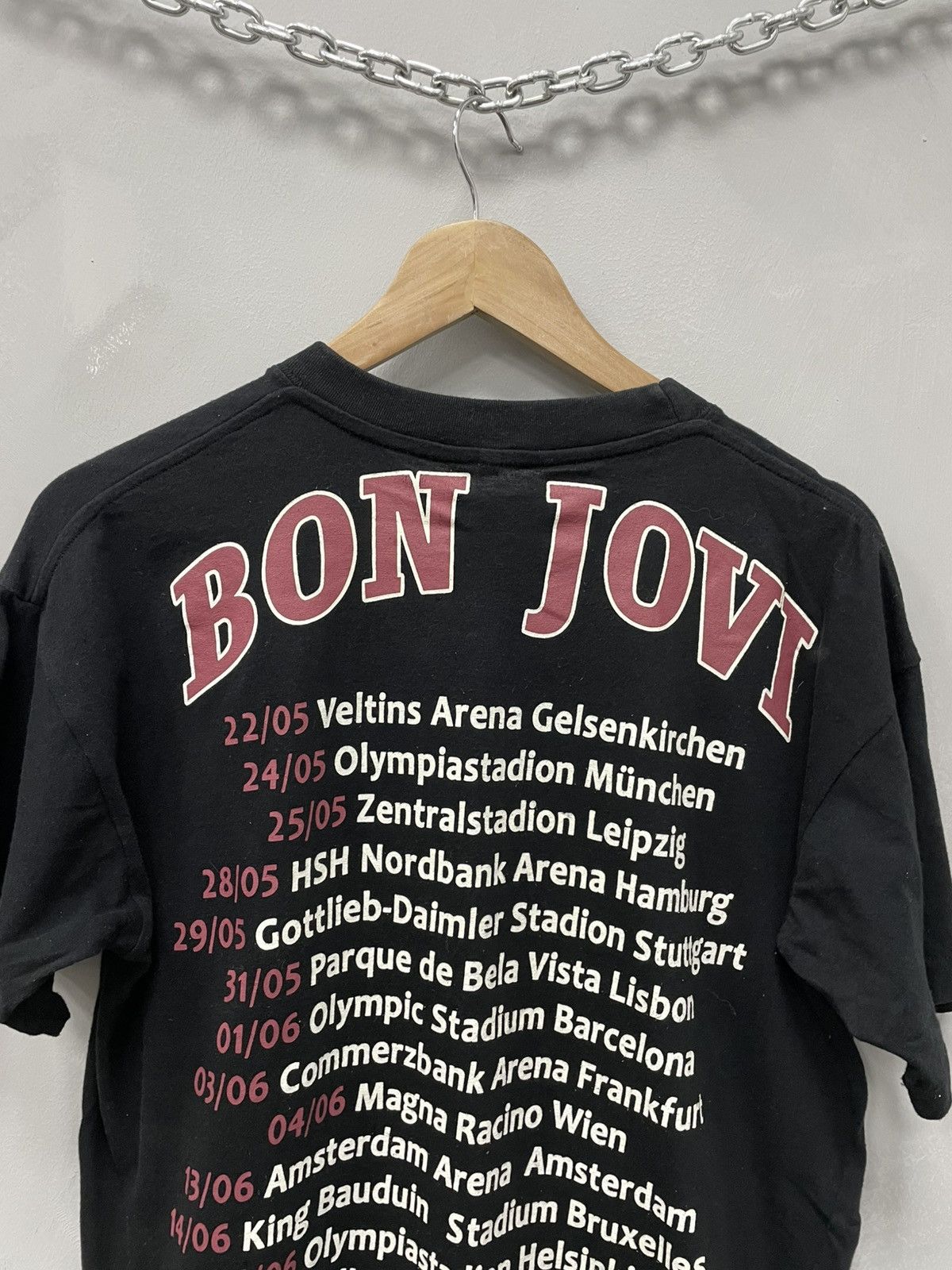 Bon Jovi × Vintage VINTAGE ROCK BAND BONJOVI 2008 tour tee T shirt Size US M / EU 48-50 / 2 - 6 Thumbnail