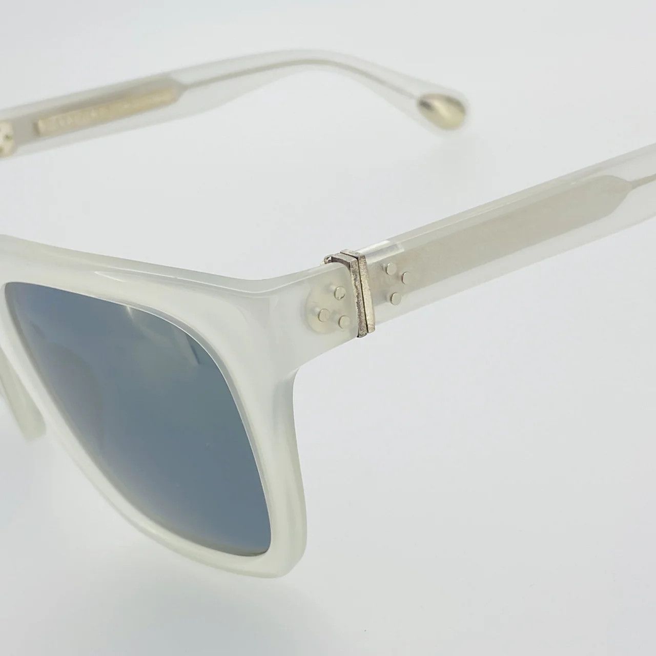 Ann Demeulemeester Ann Demeulemeester Sunglasses Oversized Transparent White Size ONE SIZE - 10 Thumbnail