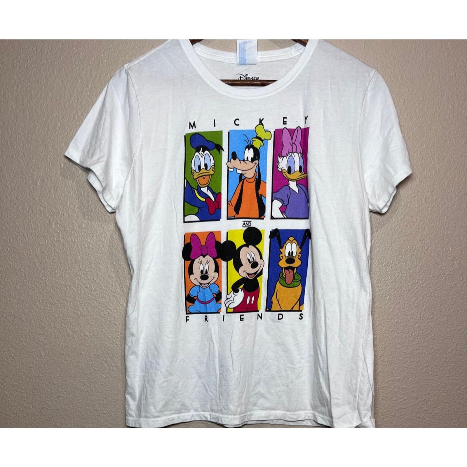 Other 👕 Disney “Mickey & Friends” Graphic T-Shirt – White Size L Size US L / EU 52-54 / 3 - 1 Thumbnail