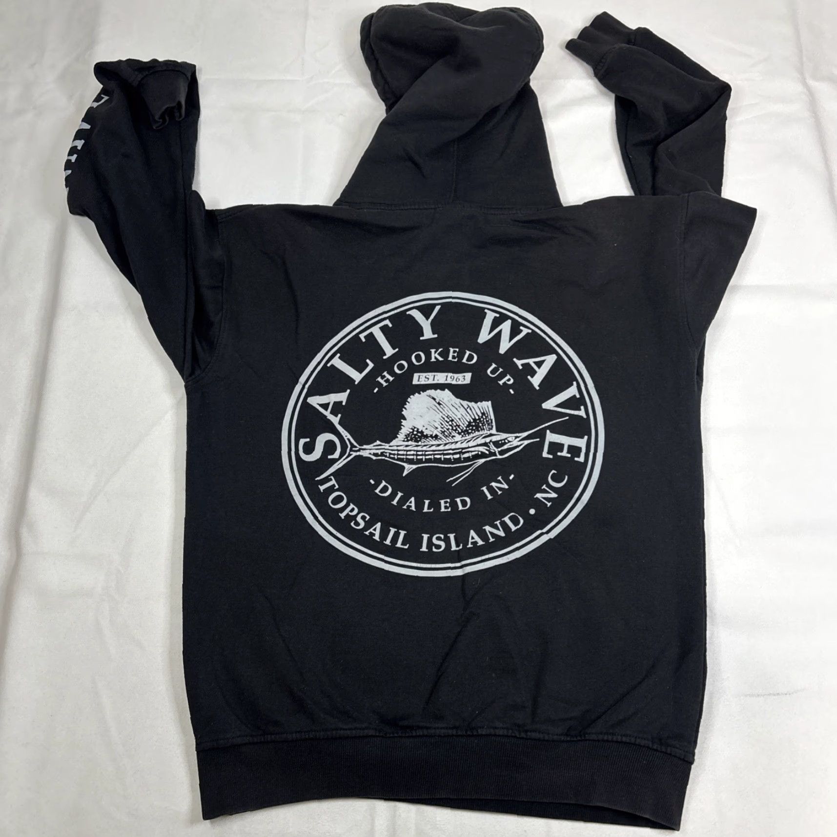 Vintage Breeze Pullover Hoodie Adult M Dark Gray Salty Wave Topsail North Carolina Mens Medium Gray Size US M / EU 48-50 / 2 - 6 Thumbnail
