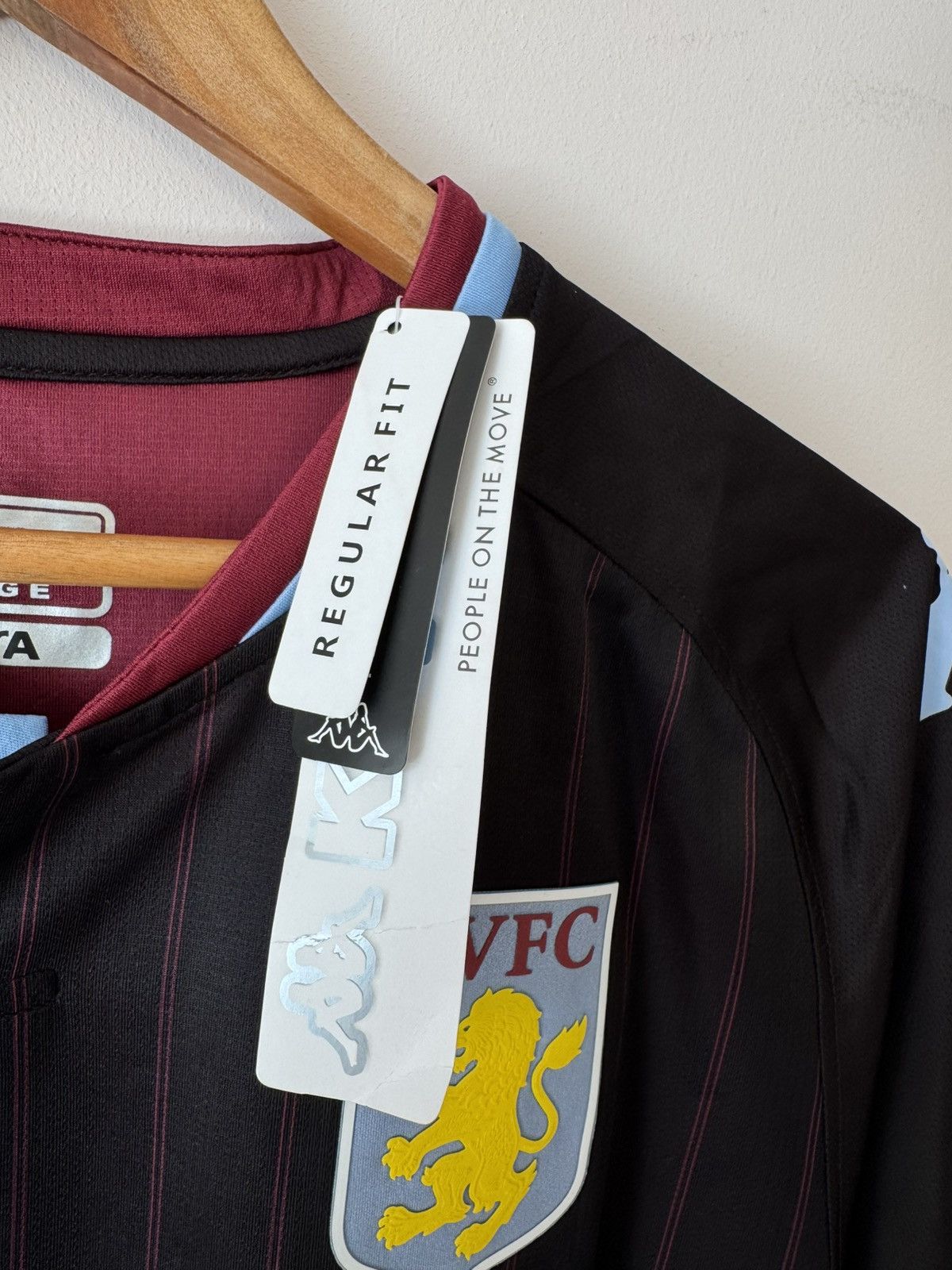 Kappa NWT Aston Villa 2020-2021 Away Soccer Jersey Football Shirt Size US L / EU 52-54 / 3 - 11 Thumbnail
