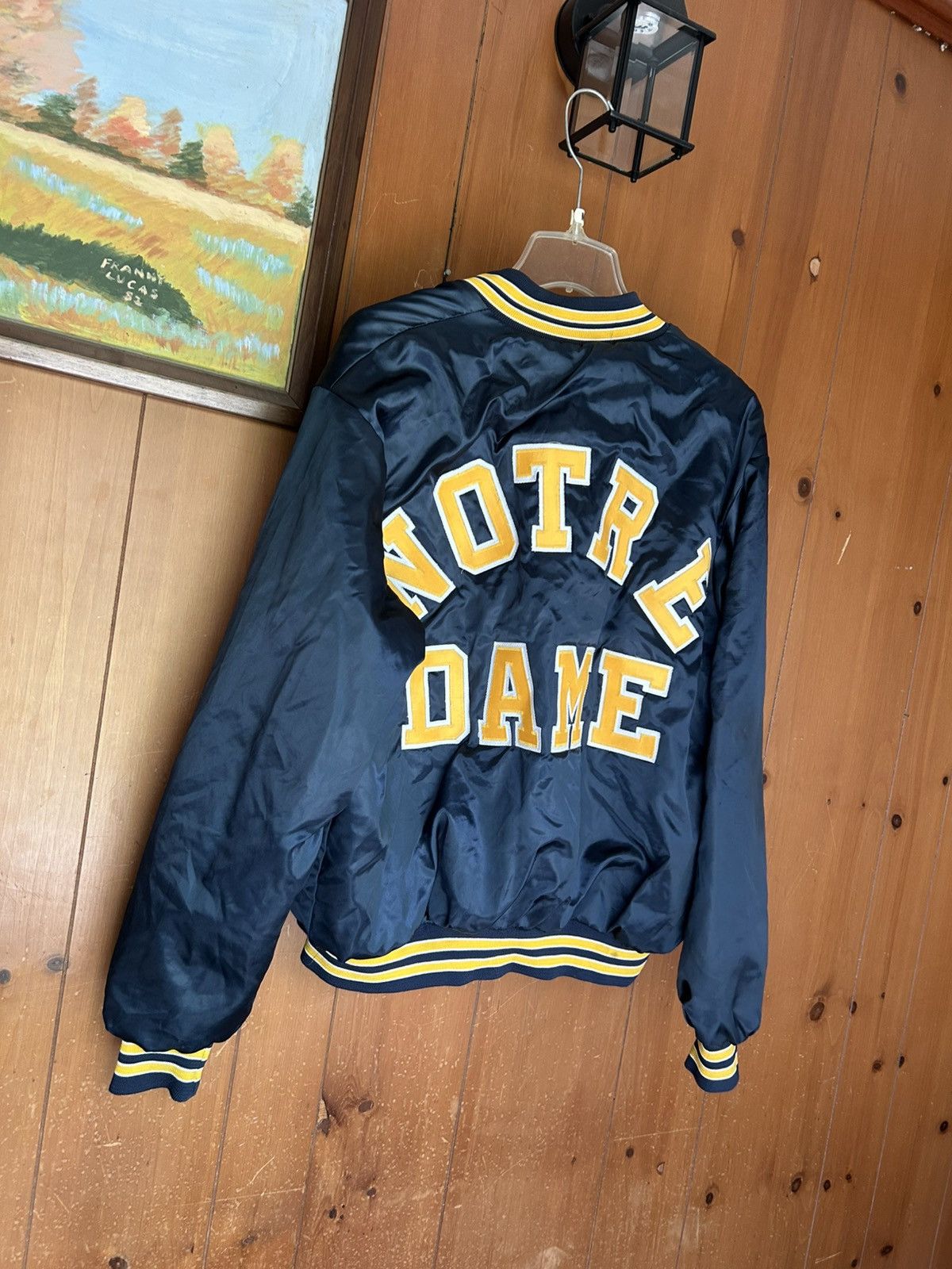 Other Vintage Notre Dame Locker Spell Out Satin Bomber Jacket - XL Size US XL / EU 56 / 4 - 9 Thumbnail