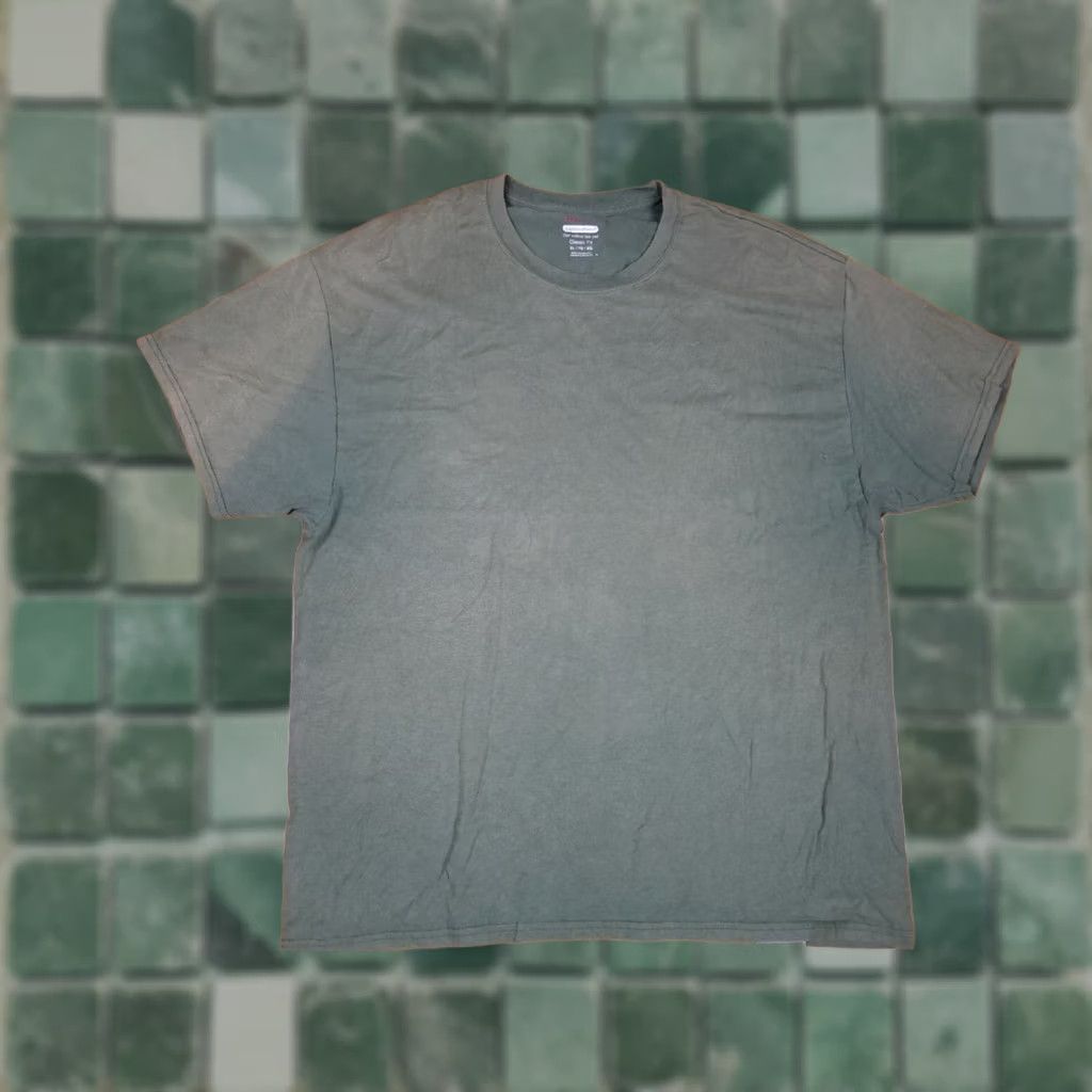 Hanes VINTAGE Hanes GREEN Sun faded THIN T-SHIRT MEN'S XLARGE Shirt Mens 90s Military USA Green Sun faded Hanes T-Shirt XL Mens Size US XL / EU 56 / 4 - 1 Thumbnail
