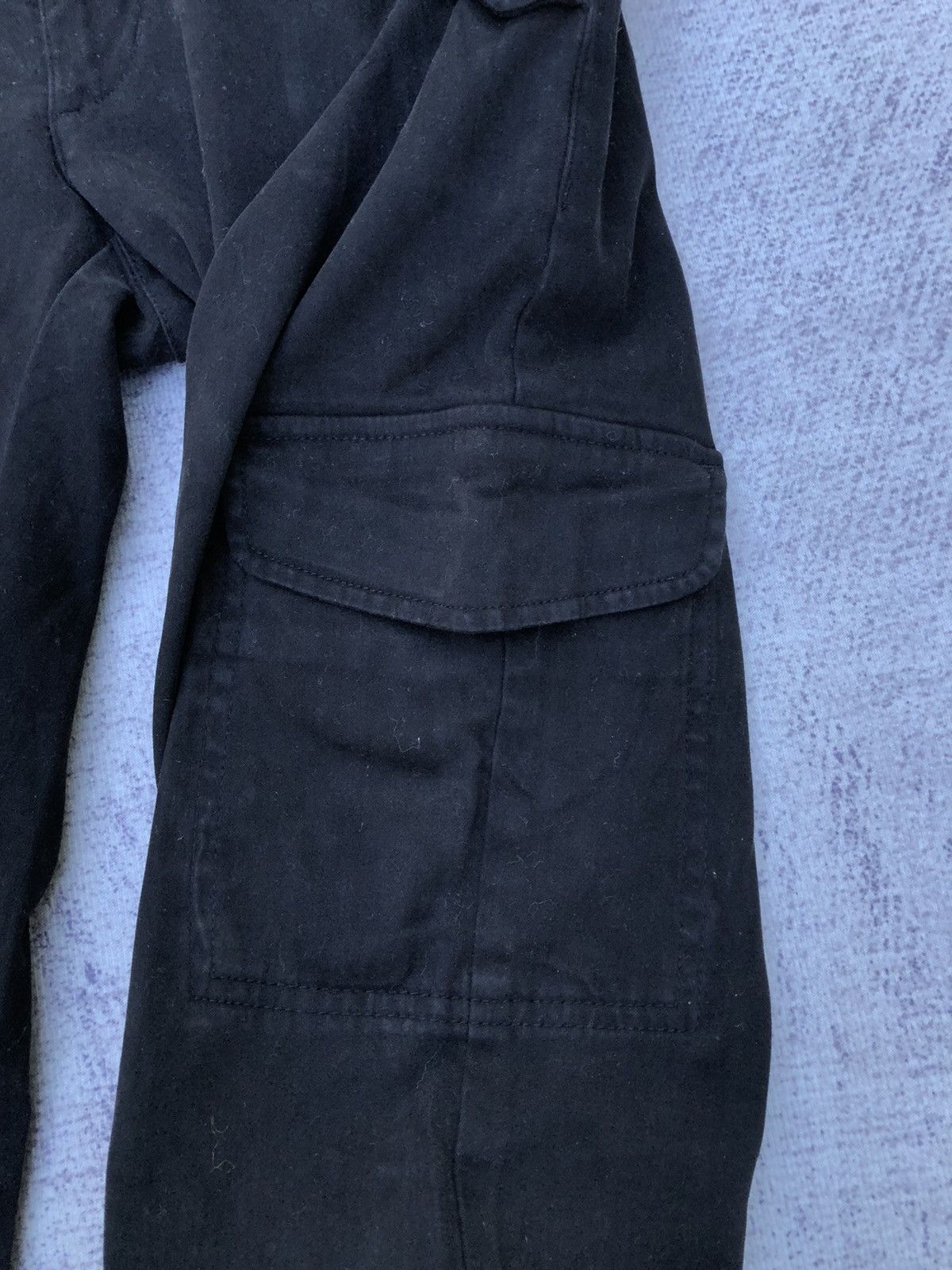 Japanese Brand Black Trousers Cargo Pants Skinny Fit Multipocket Size US 28 / EU 44 - 6 Thumbnail