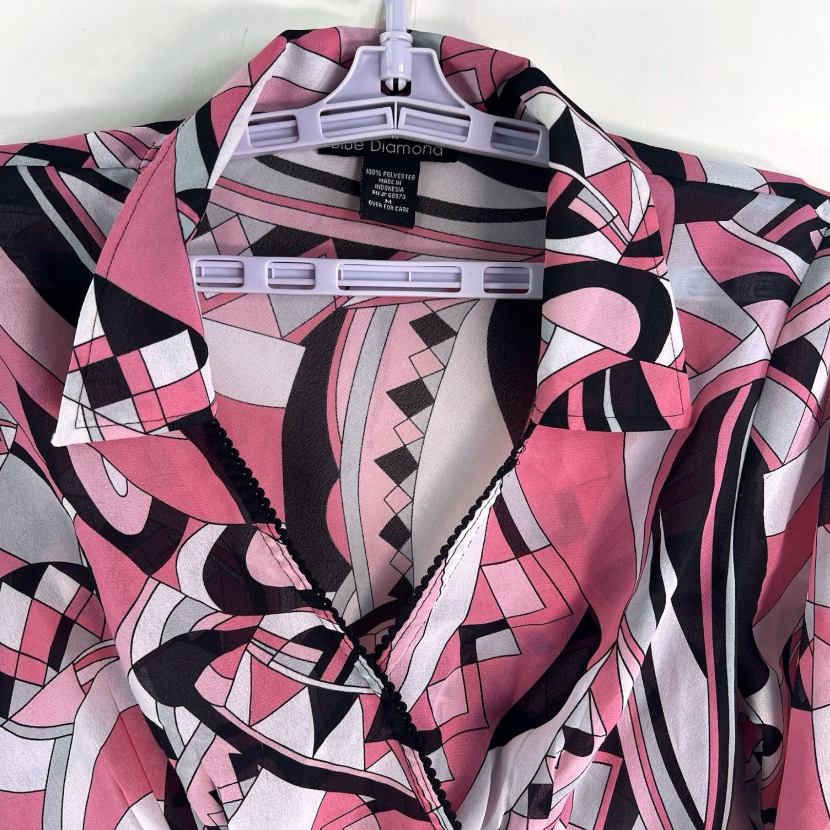 Pinko Blue Diamond Retro Geometric Blouse Womens M Pink Shirt Geometric Button 3/4 Sleeve Collared Bell Vintage No Size M / US 6-8 / IT 42-44 - 2 Thumbnail