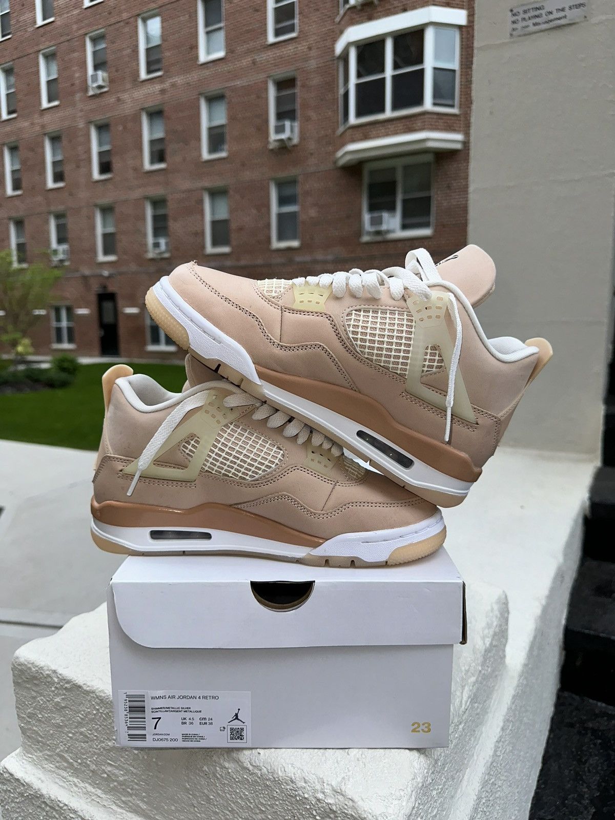 Jordan Brand air jordan 4 shimmer Size US 7 / IT 37 - 8 Thumbnail