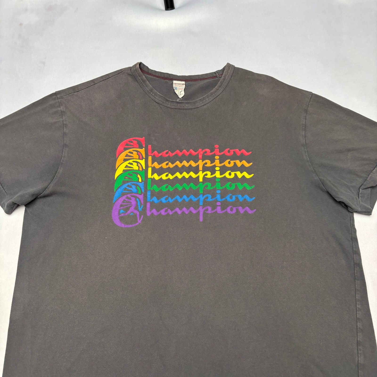 Todd Snyder Todd Snyder Champion Rainbow Running Man T Shirt Men's XL Size US XL / EU 56 / 4 - 2 Thumbnail