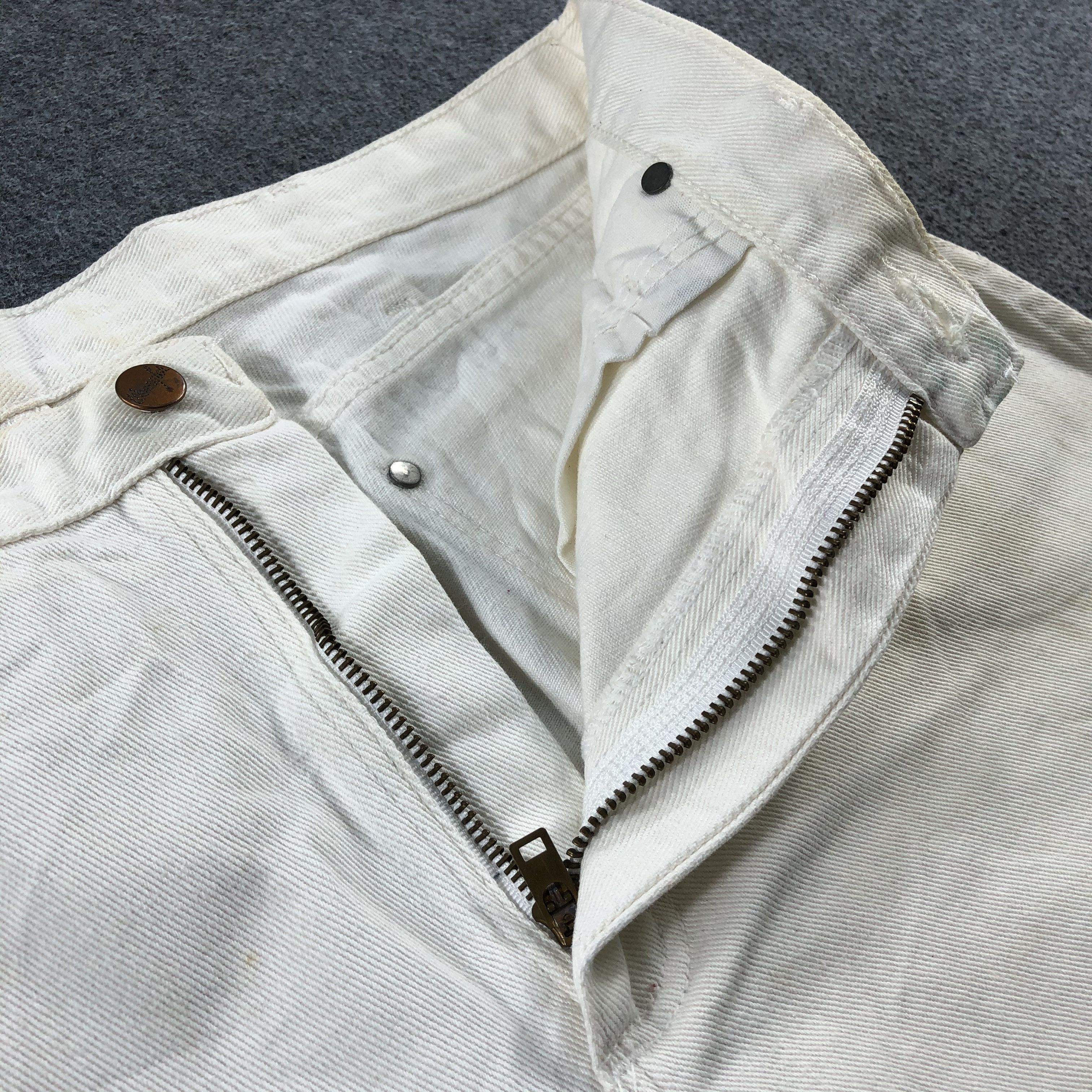 Vintage Vintage Light Wash Wrangler Jeans-J2519 Size US 35 - 10 Thumbnail