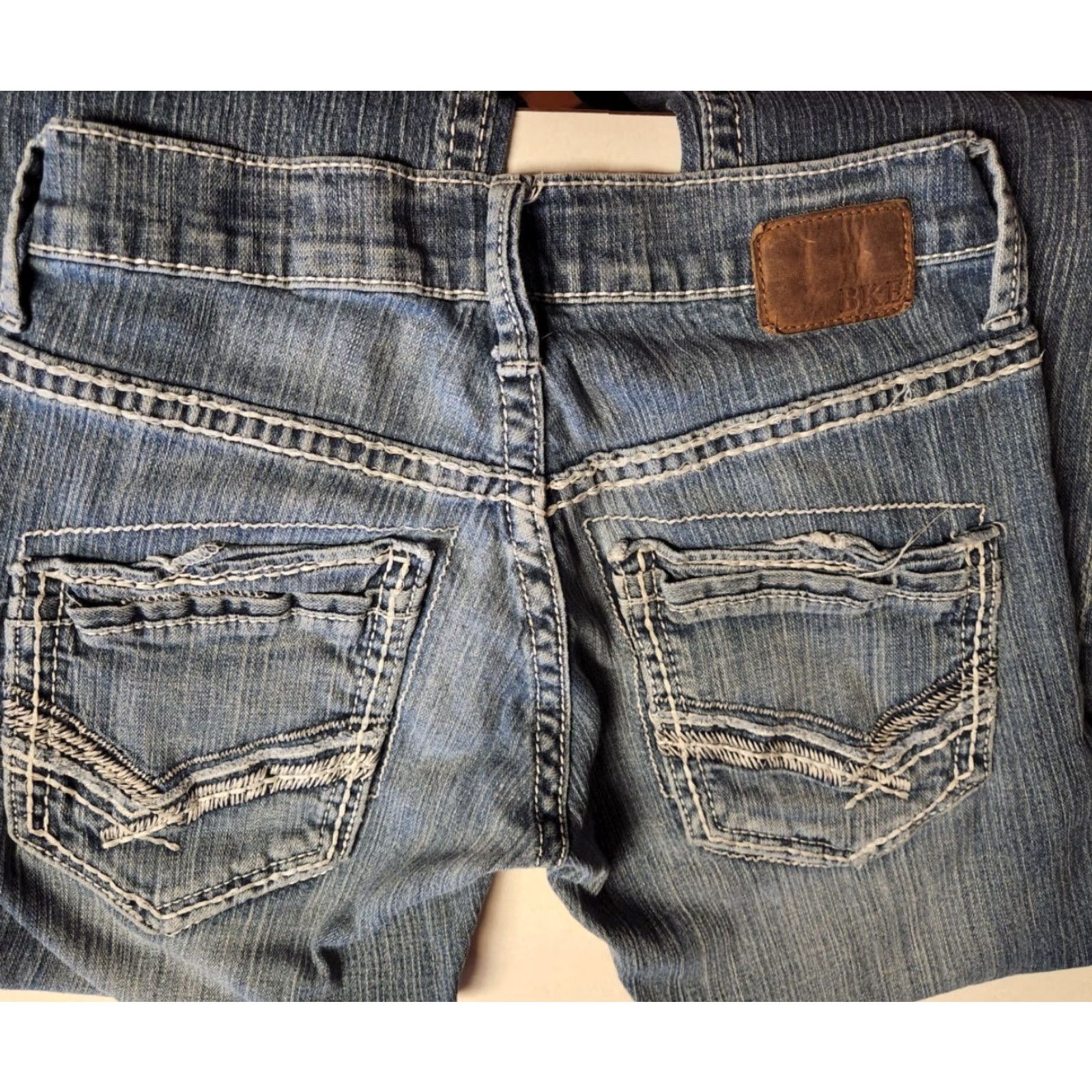 BKE BKE Carter Jeans Men's 25R (25Wx29L) Med Wash Straight Leg Blue Denim Buckle Logo 5-Pocket Fall Spring Summer Winter Mens Regular Type: Jeans Size US 26 / EU 42 - 4 Thumbnail