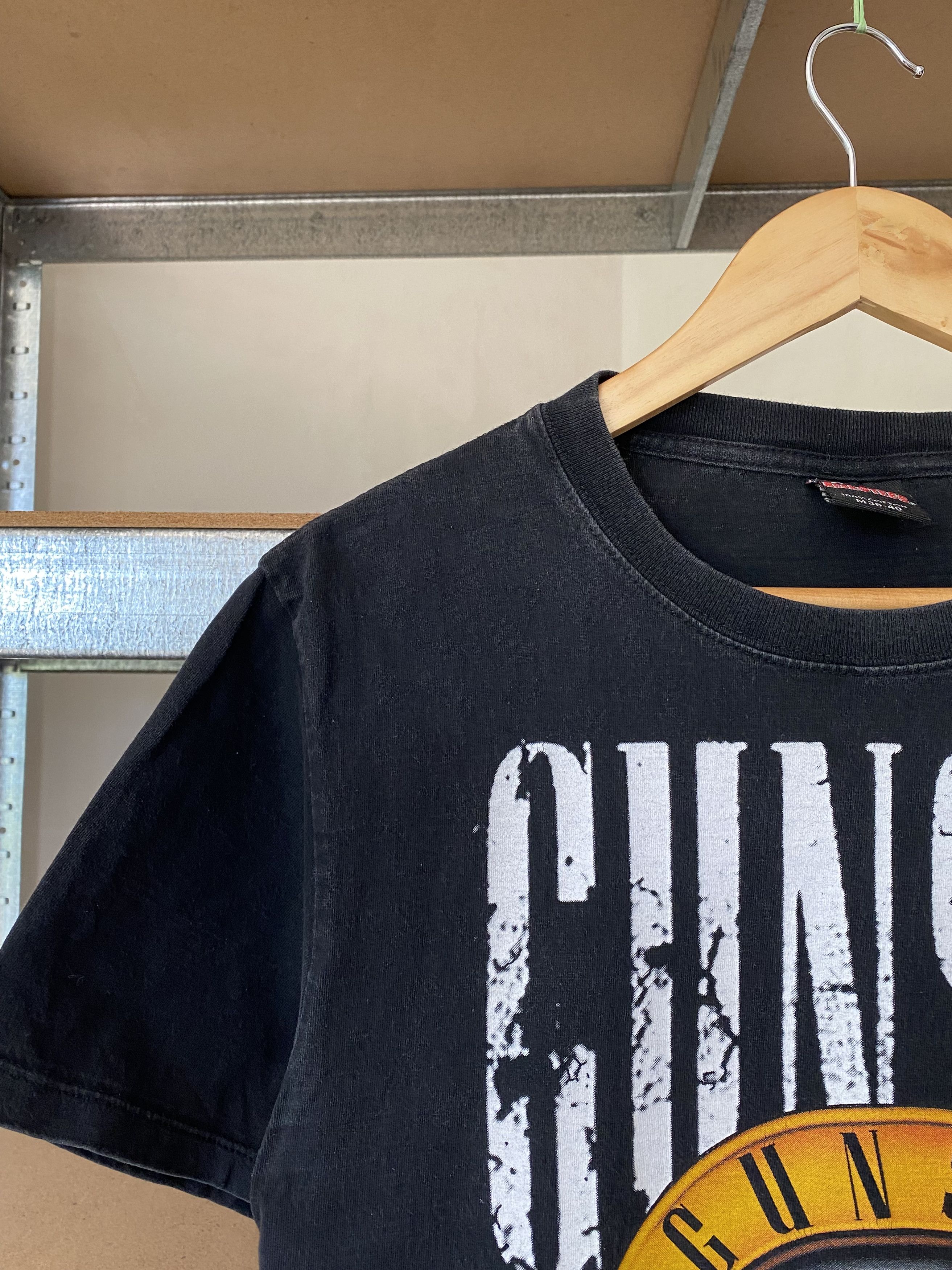 Band Tees Vintage 2000s Guns N Roses Rock Band Graphic T-shirt Size US M / EU 48-50 / 2 - 4 Thumbnail