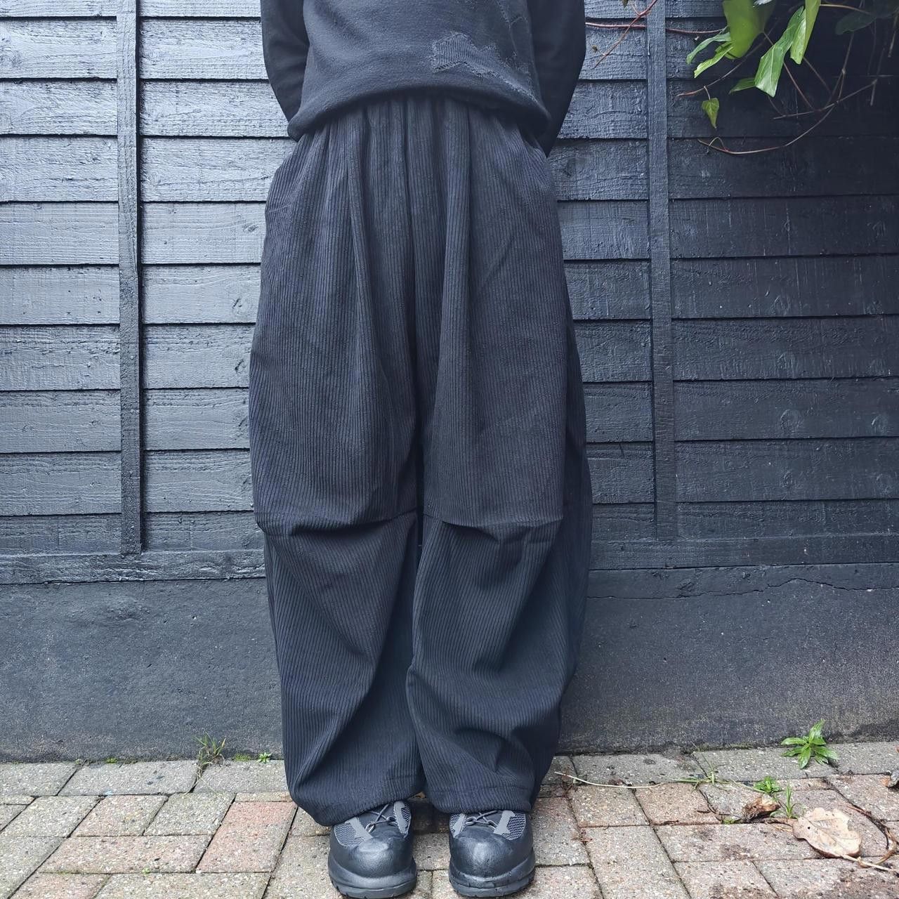 Other Japanese Black Pleated Wide Leg Pants Size US 32 / EU 48 - 2 Thumbnail