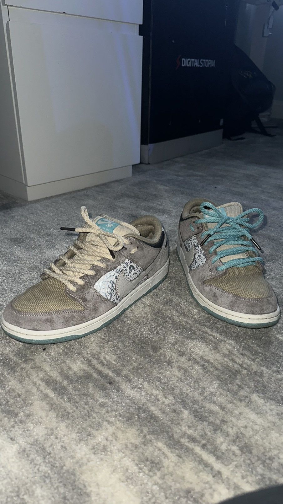 Nike Big Mony Savings Sb Dunks Size US 9.5 / EU 42-43 - 4 Thumbnail