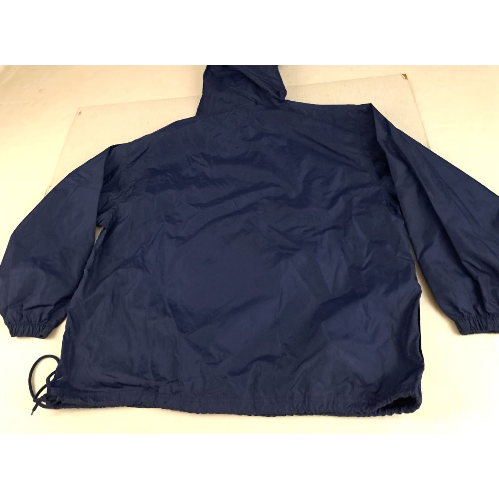 Gap VINTAGE Gap Hooded Windbreaker Nylon Blue Pouch Pocket 90s Jacket Medium/Large Unisex Adults Mens Womens Size US L / EU 52-54 / 3 - 8 Thumbnail