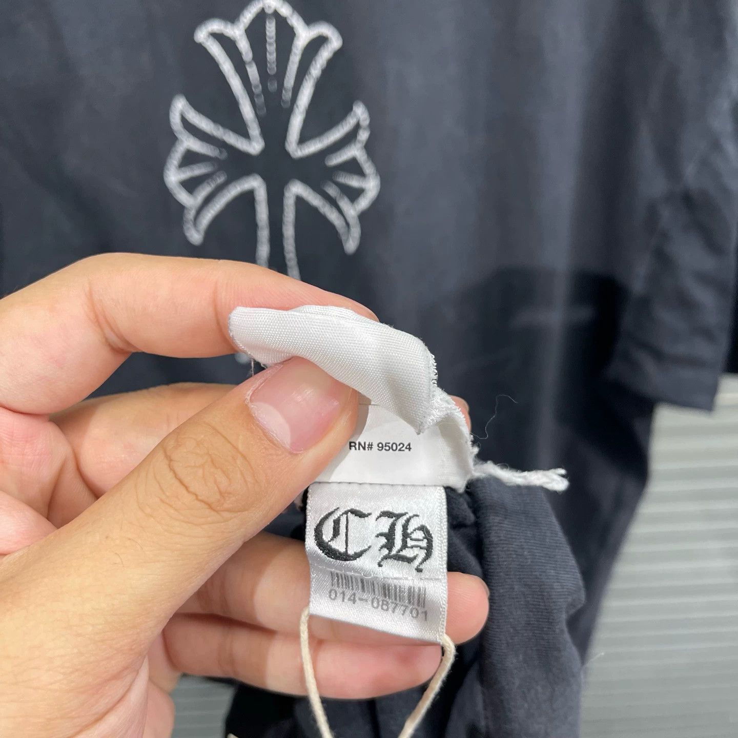 Chrome Hearts Chrome Hearts Scroll Phantom Cross SS Tee L 9/10 Size US L / EU 52-54 / 3 - 8 Thumbnail