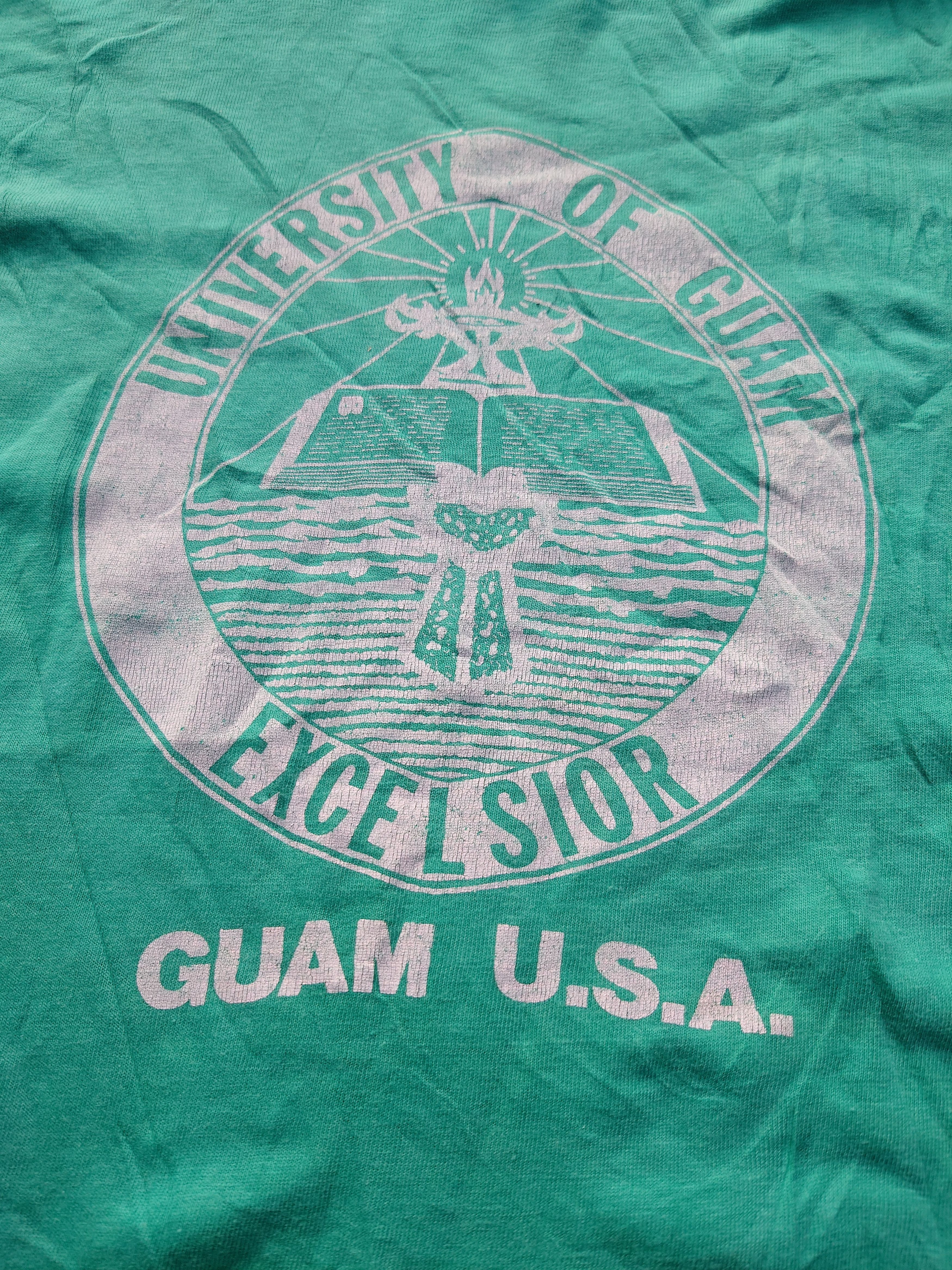 Hanes Vintage 80s University Of Guam USA Hanes Tshirt Size US M / EU 48-50 / 2 - 4 Thumbnail