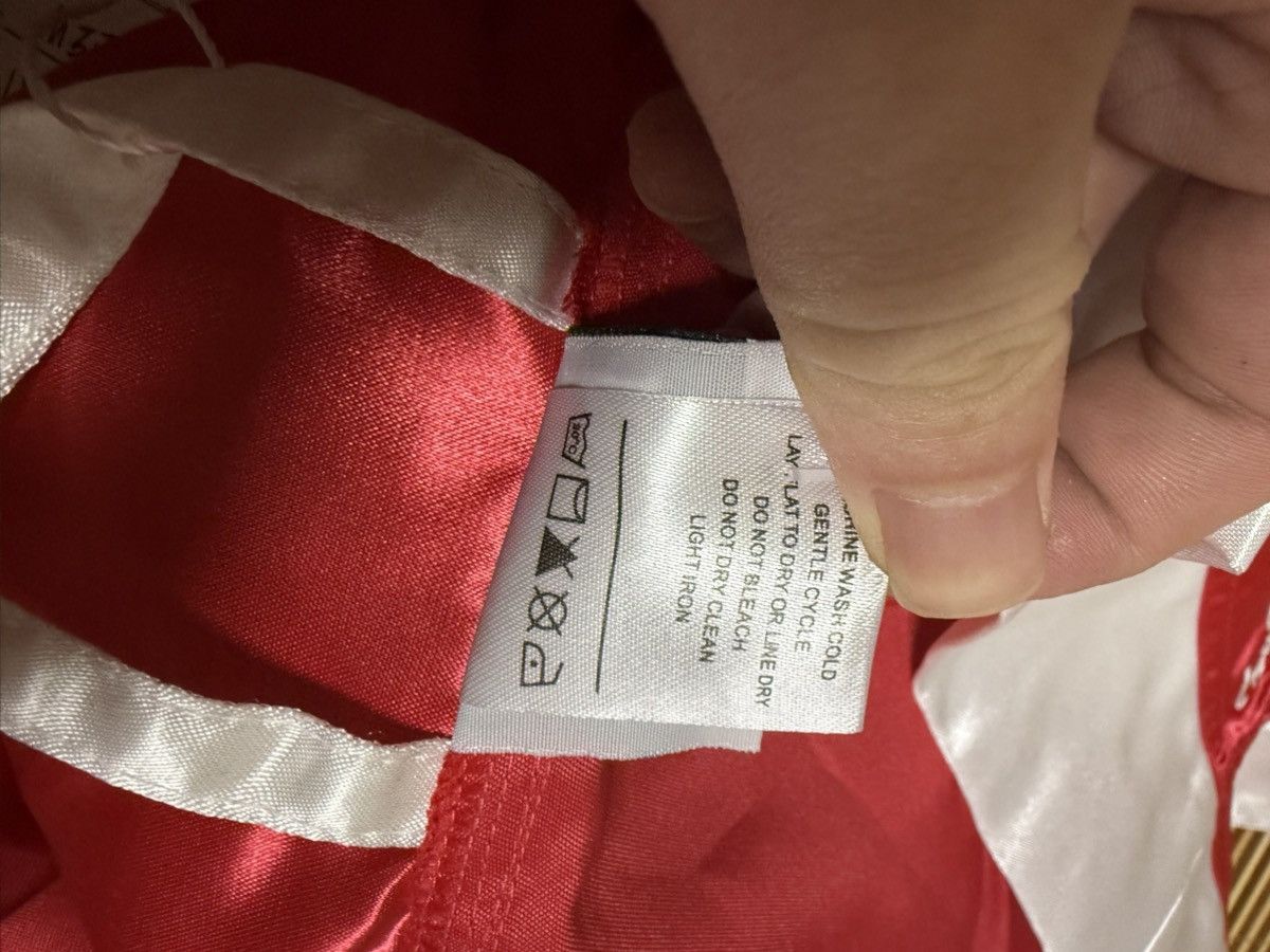 Supreme Supreme everlast satin hooded boxing robe Size US M / EU 48-50 / 2 - 8 Thumbnail
