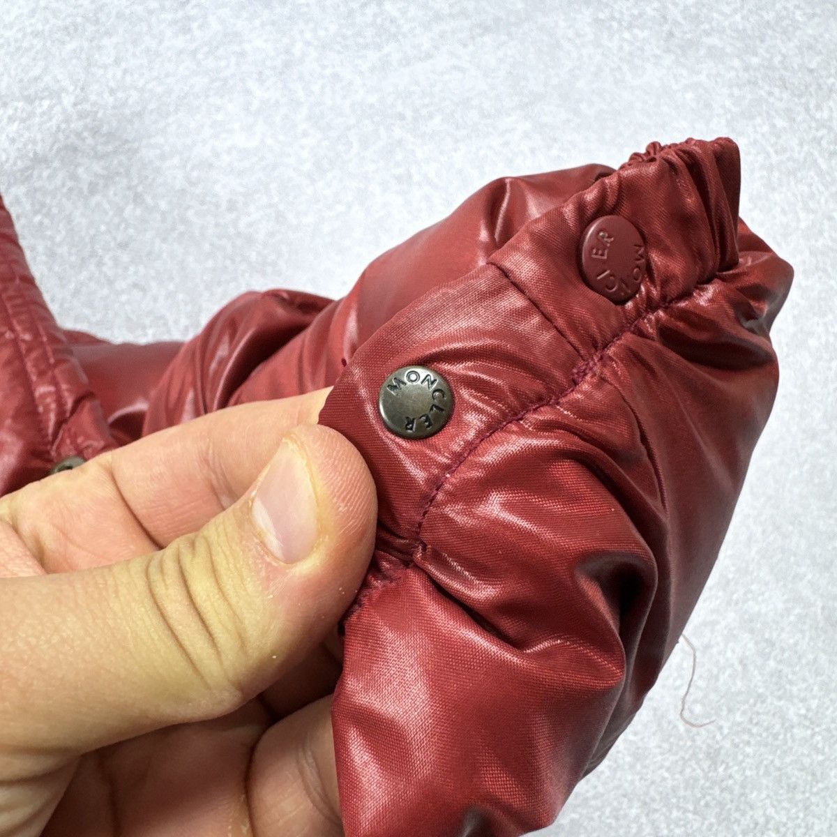 Moncler Vintage Moncler Shiny Red Down Puffer 90s 00s Size XS-S Size US S / EU 44-46 / 1 - 20 Thumbnail