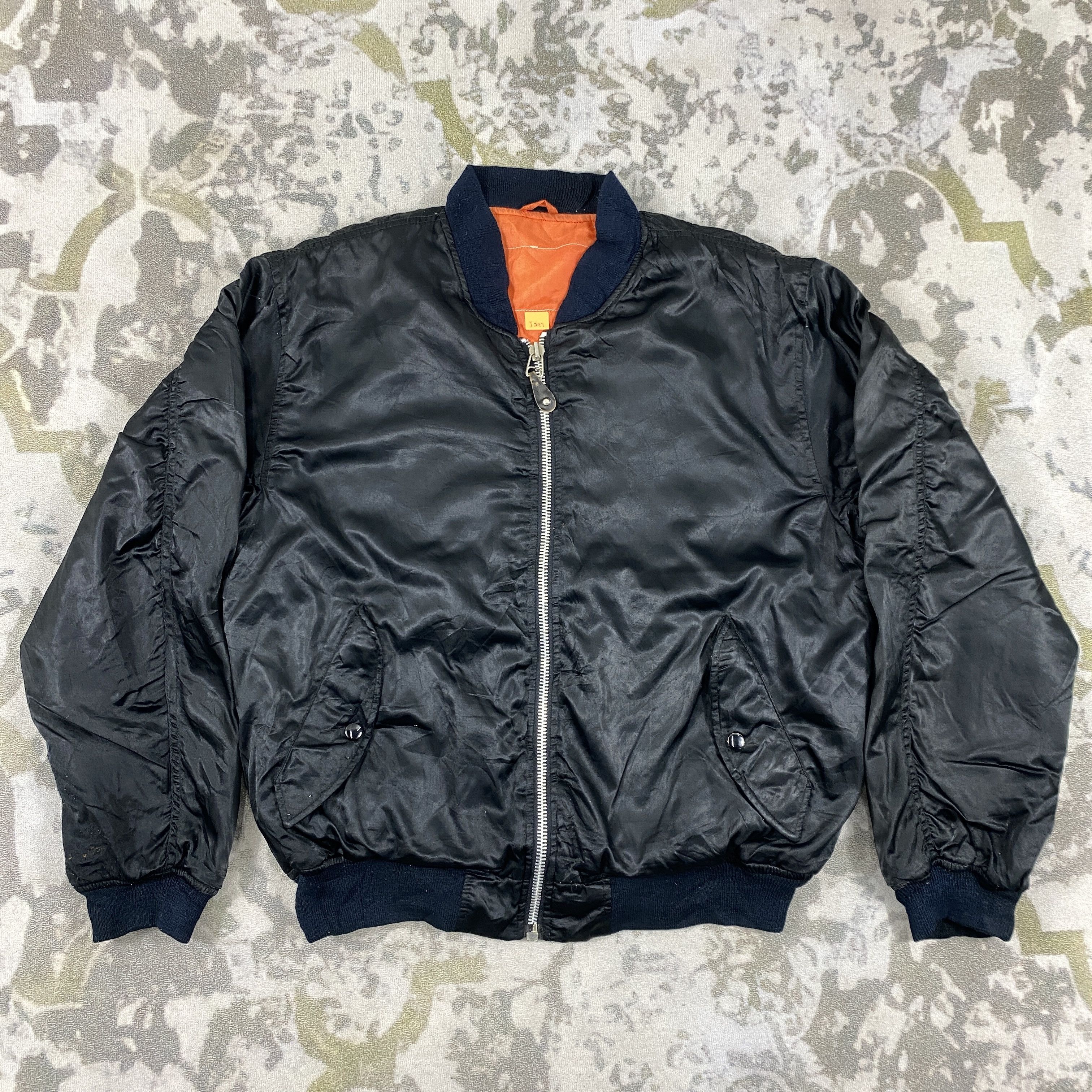 Band Tees Vintage 90s The Sting Riversible Bomber Jacket-J297 Size US M / EU 48-50 / 2 - 2 Thumbnail