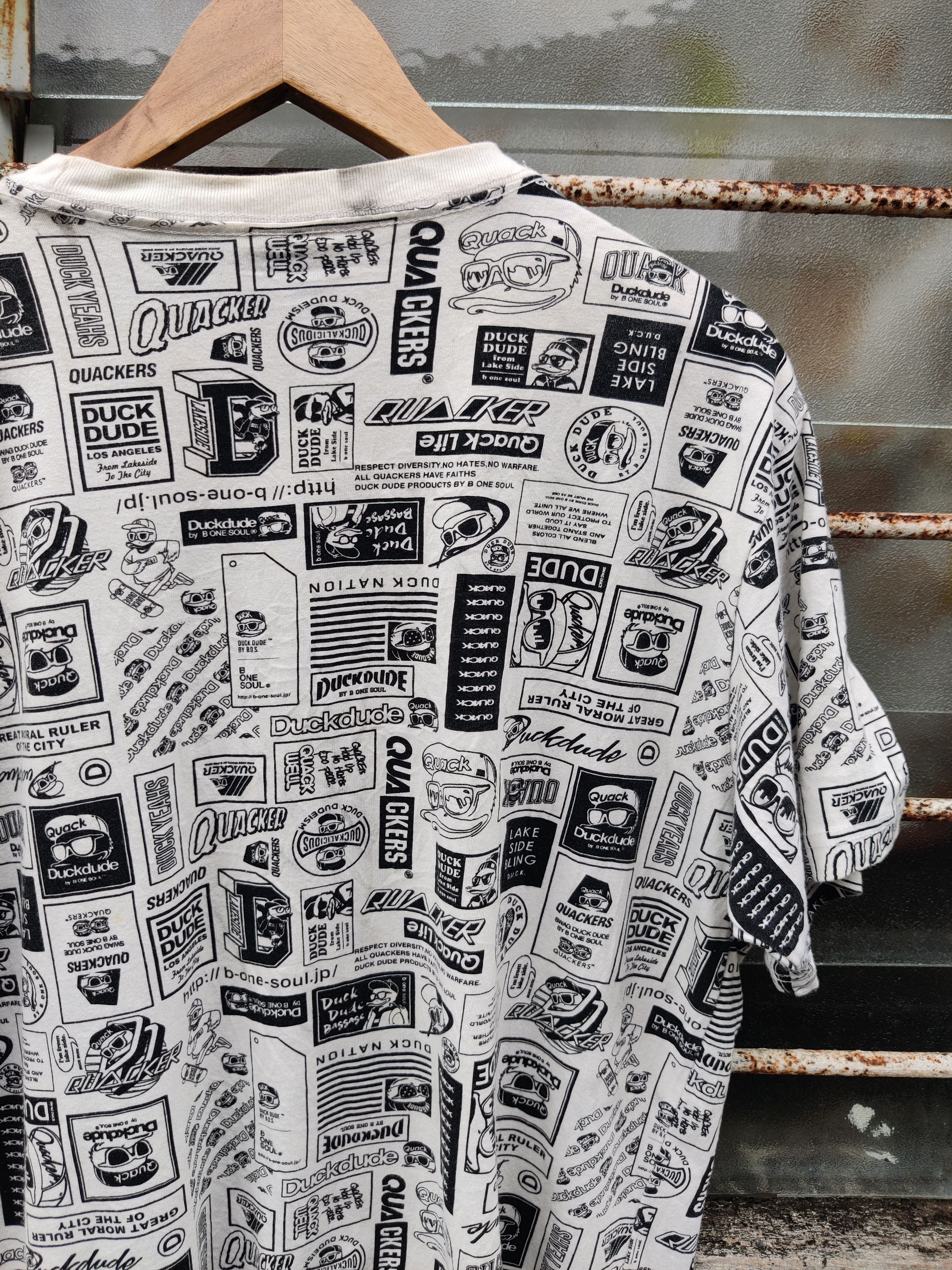 Japanese Brand Vintage Duck Dude AOP Shirt Size US L / EU 52-54 / 3 - 4 Thumbnail