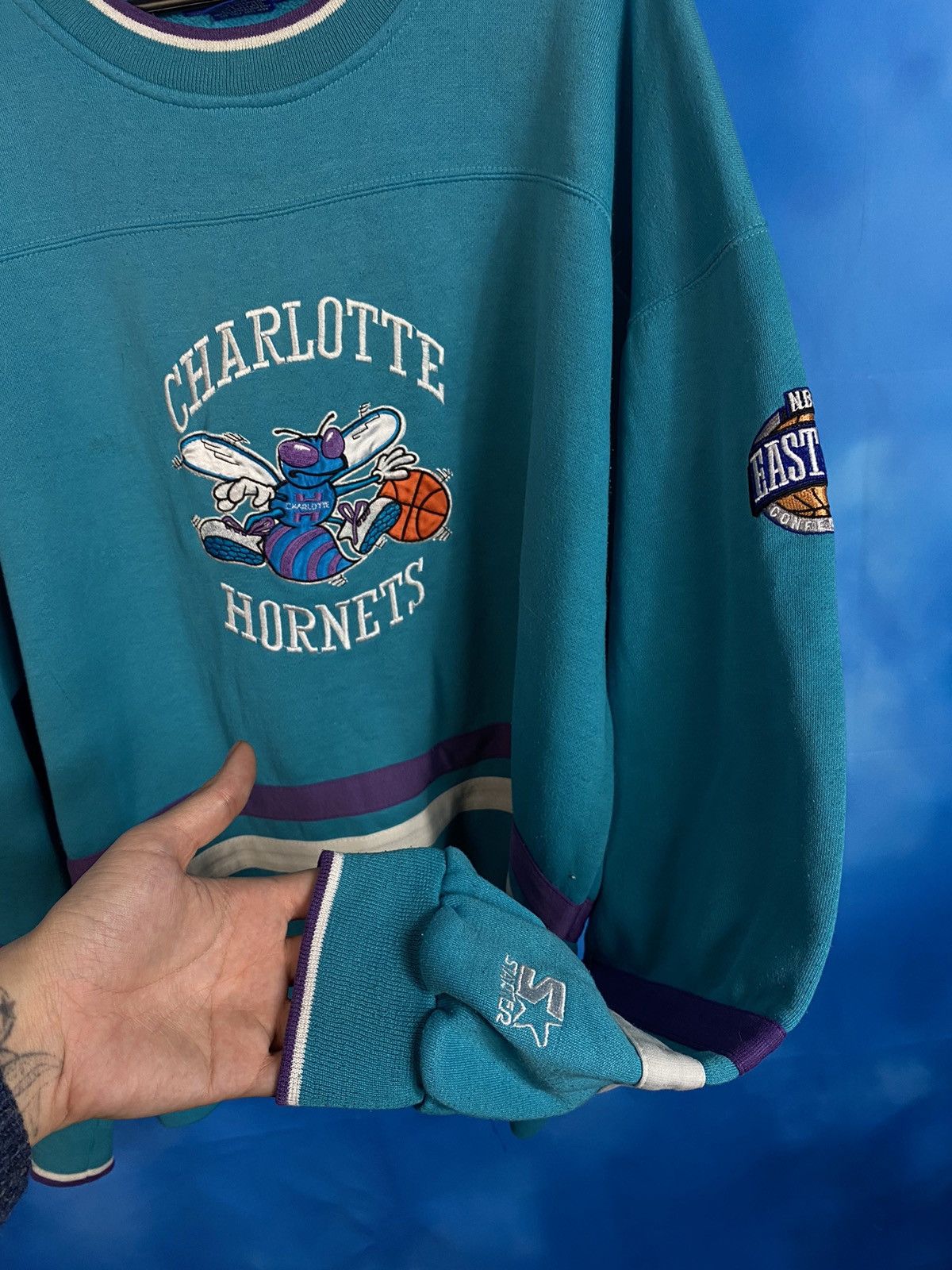 NBA Starter NBA Charlotte Hornets sweatshirt player 90s Size US L / EU 52-54 / 3 - 5 Thumbnail