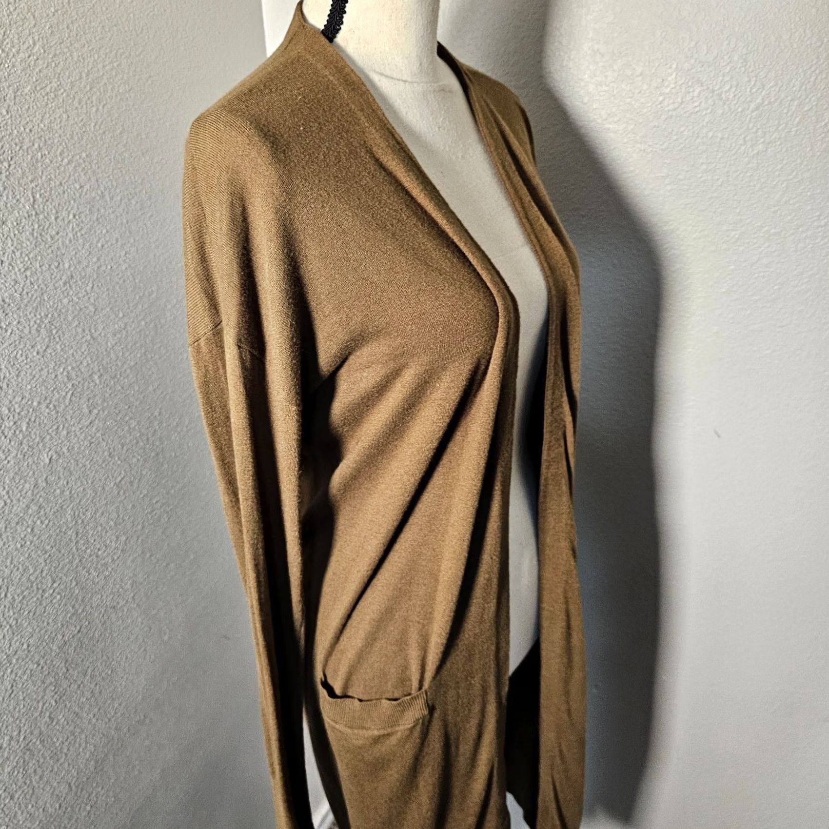 Vintage VINTAGE? Halogen Women's Cardigan Sweater Open Front Knee Length Green Brown Pockets Size 1 Regular Knit Long Sleeve Shown Measurements Size XS / US 0-2 / IT 36-38 - 5 Thumbnail