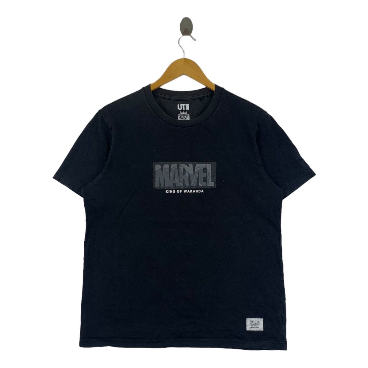 Uniqlo UNIQLO x MARVEL UNIVERSE Wakanda Forever Tee Shirt Size L / US 10 / IT 46 - 1 Thumbnail