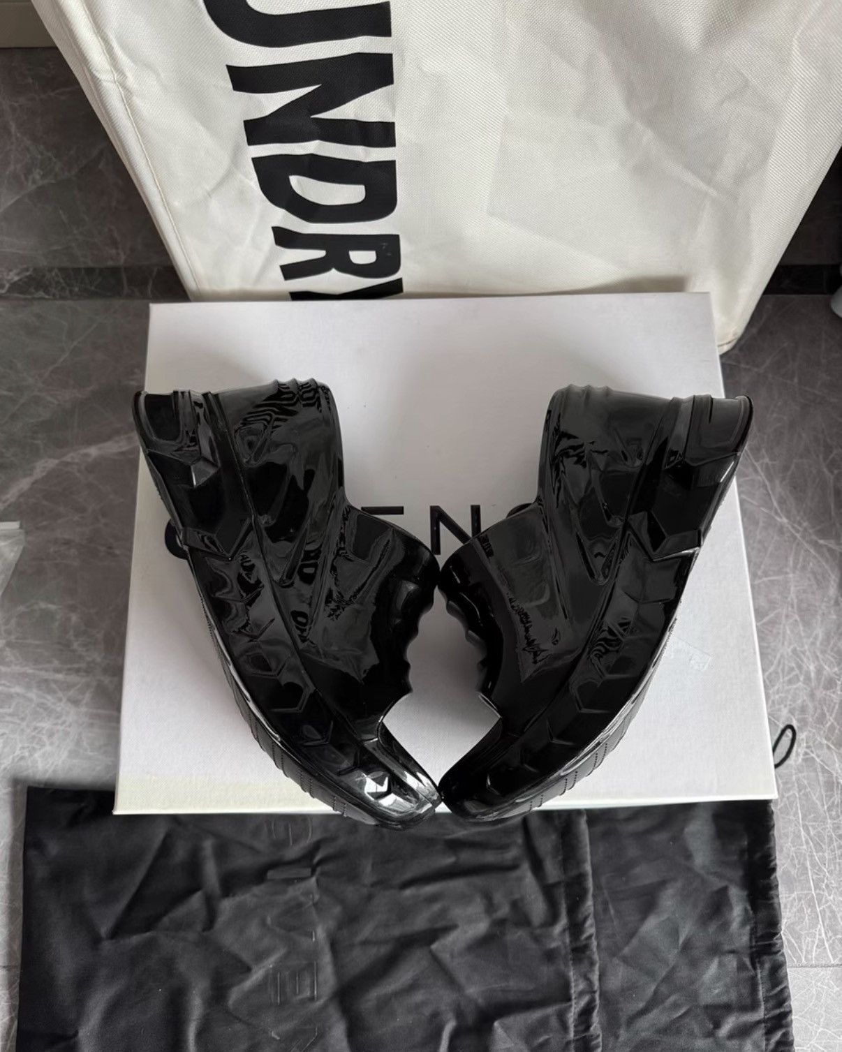 Givenchy Givenchy Marshmallow Wedge Slides K6 Size US 6 / IT 36 - 6 Thumbnail