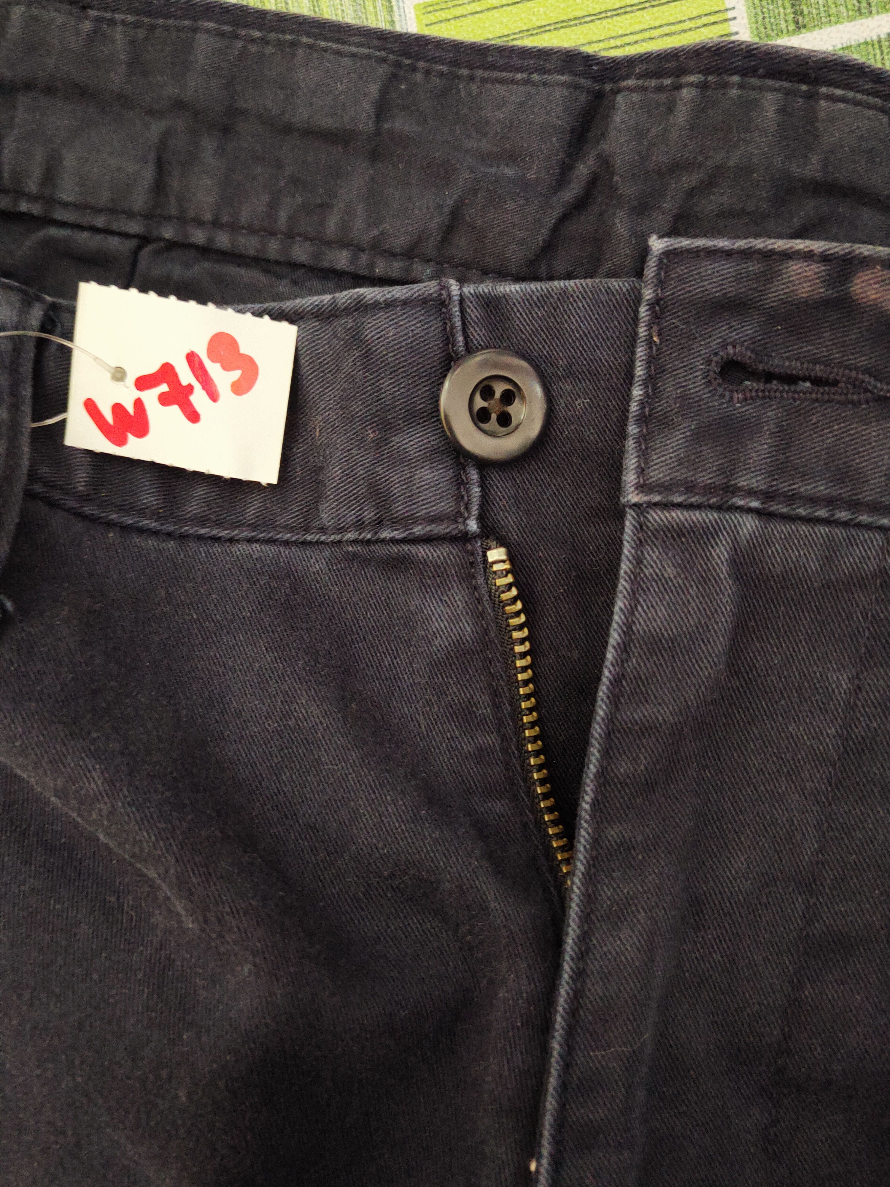 Japanese Brand Uniqlo Navy Multipocket Tactical Cargo Pants #W713 Size US 31 - 14 Thumbnail