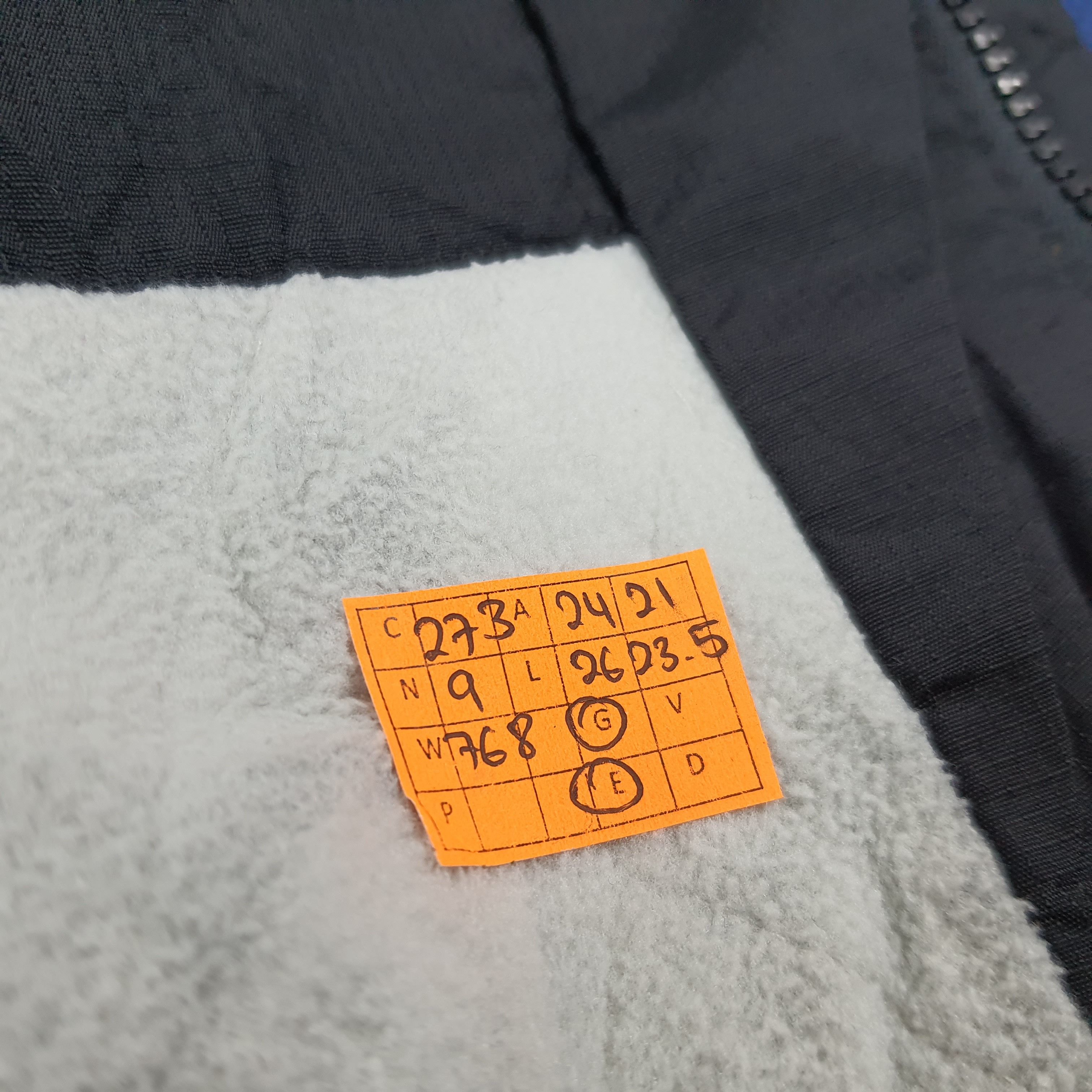 Mercedes-Benz Vintage Mercedes Benz Motorsports Jacket C273N9 Size US L / EU 52-54 / 3 - 11 Thumbnail