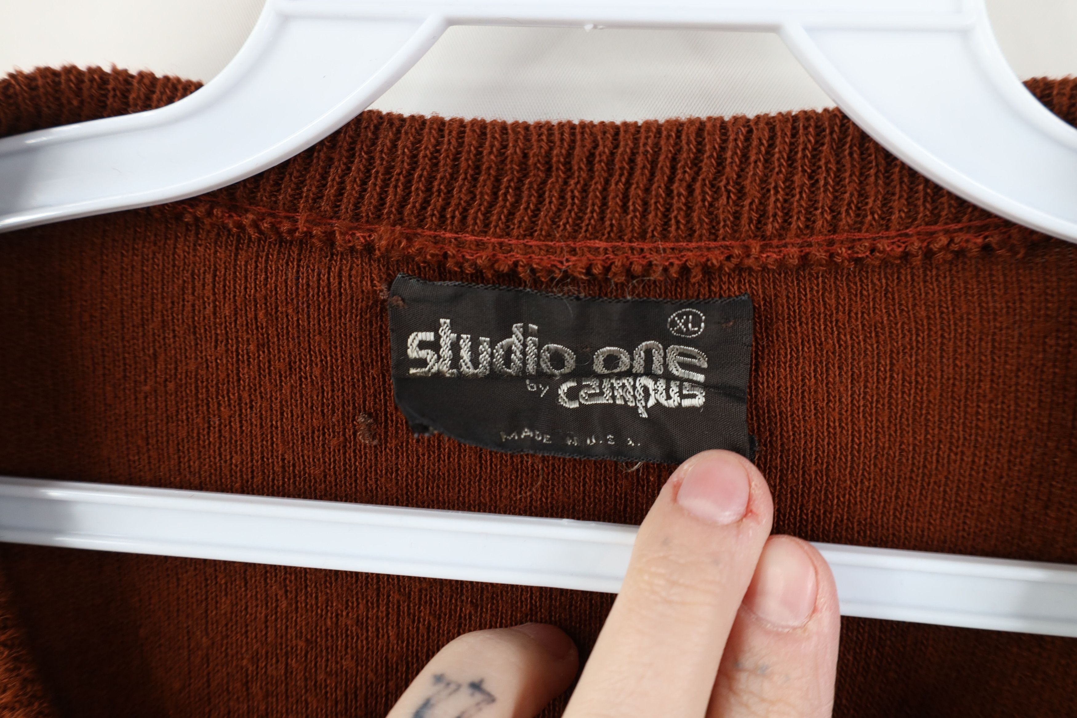 Vintage Vintage 70s Streetwear Knit V-Neck Sweater Rust Brown USA Size US XL / EU 56 / 4 - 4 Thumbnail