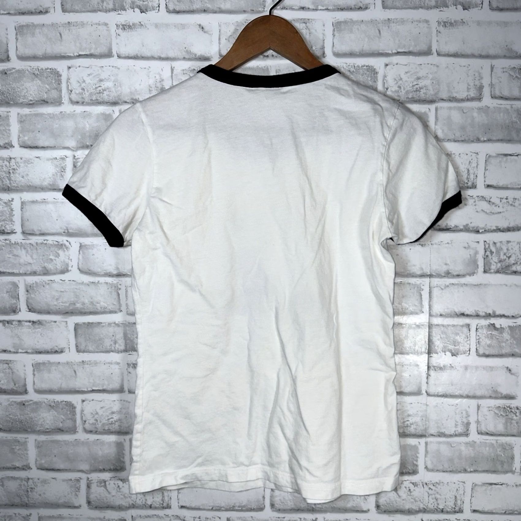 Vintage VTG Mischief Made Larissa White Graphic Tee Womens Size M Size M / US 6-8 / IT 42-44 - 5 Thumbnail