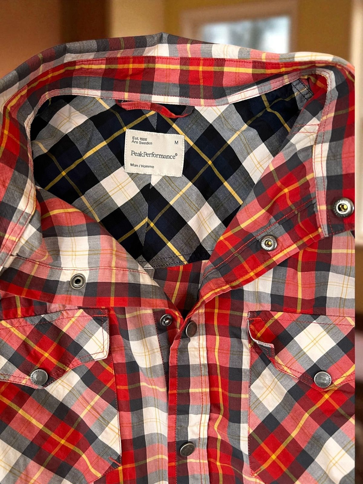 Peak Performance Peak Performace checked shirt size M short sleeve Size US M / EU 48-50 / 2 - 5 Thumbnail