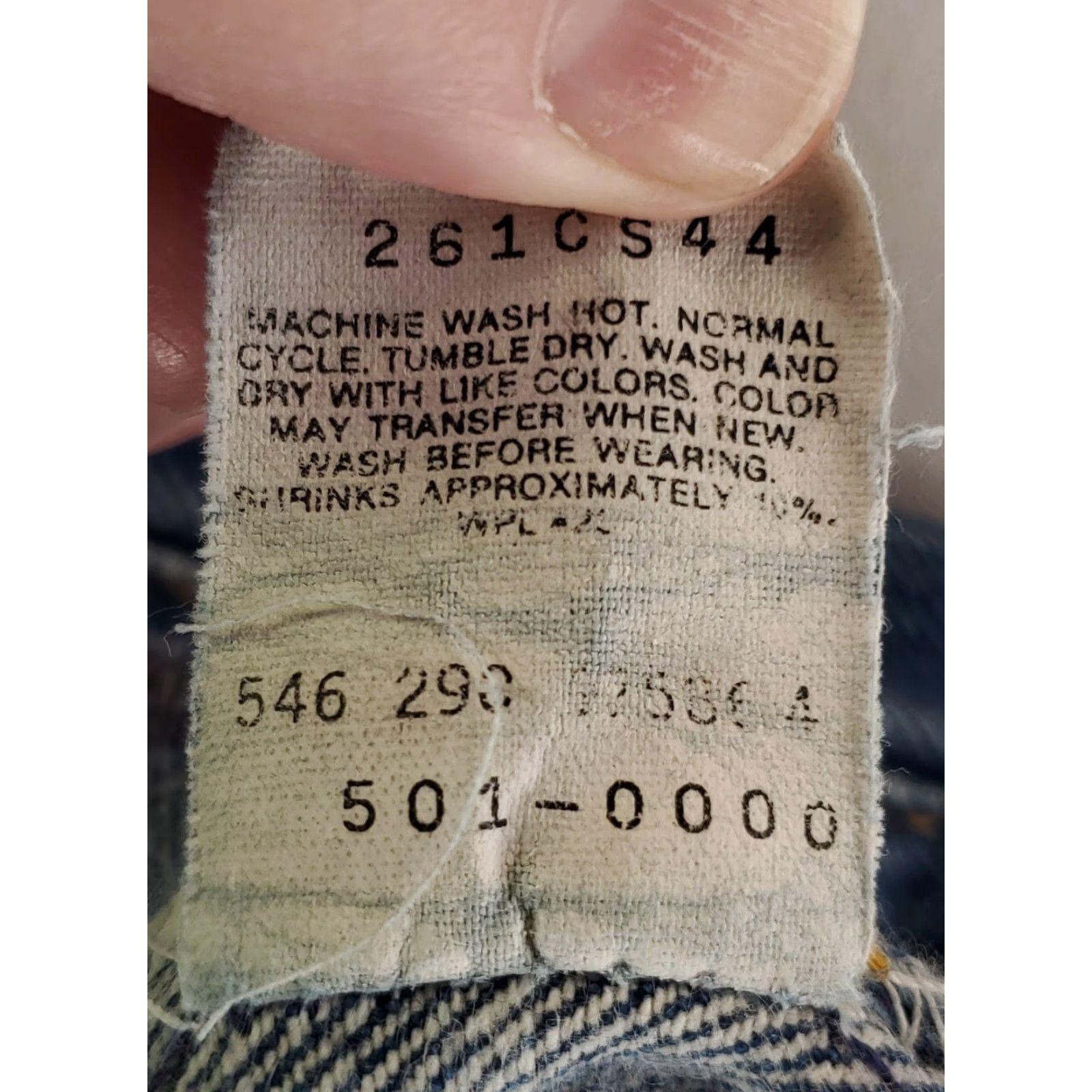 Levi's VINTAGE Levi's 501 Jeans Mens Blue Regular Straight 38x33 30 Inseam Made USA 90s Size US 35 - 2 Thumbnail