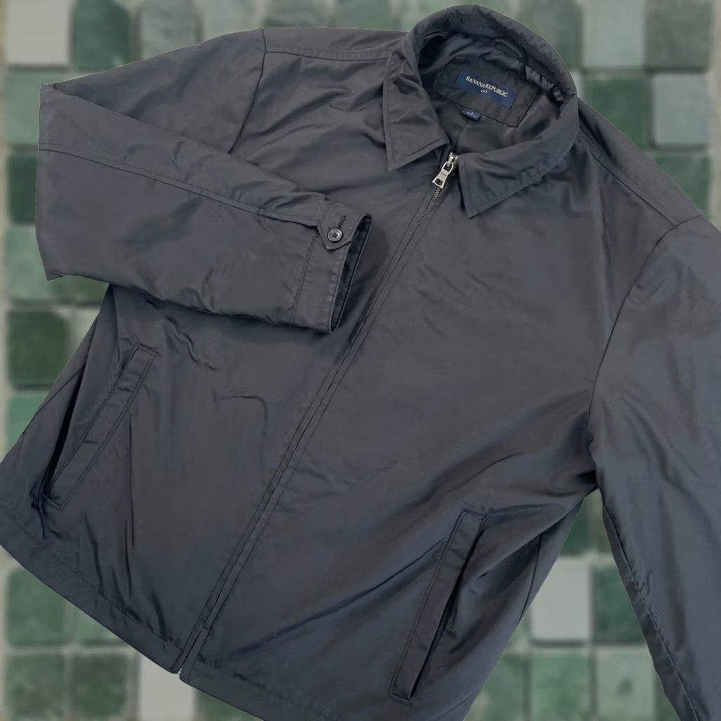 Banana Republic Banana Republic Jacket Men Large Black Minimalist Full Zip Pockets Collared Bomber Jacket Size US L / EU 52-54 / 3 - 1 Thumbnail