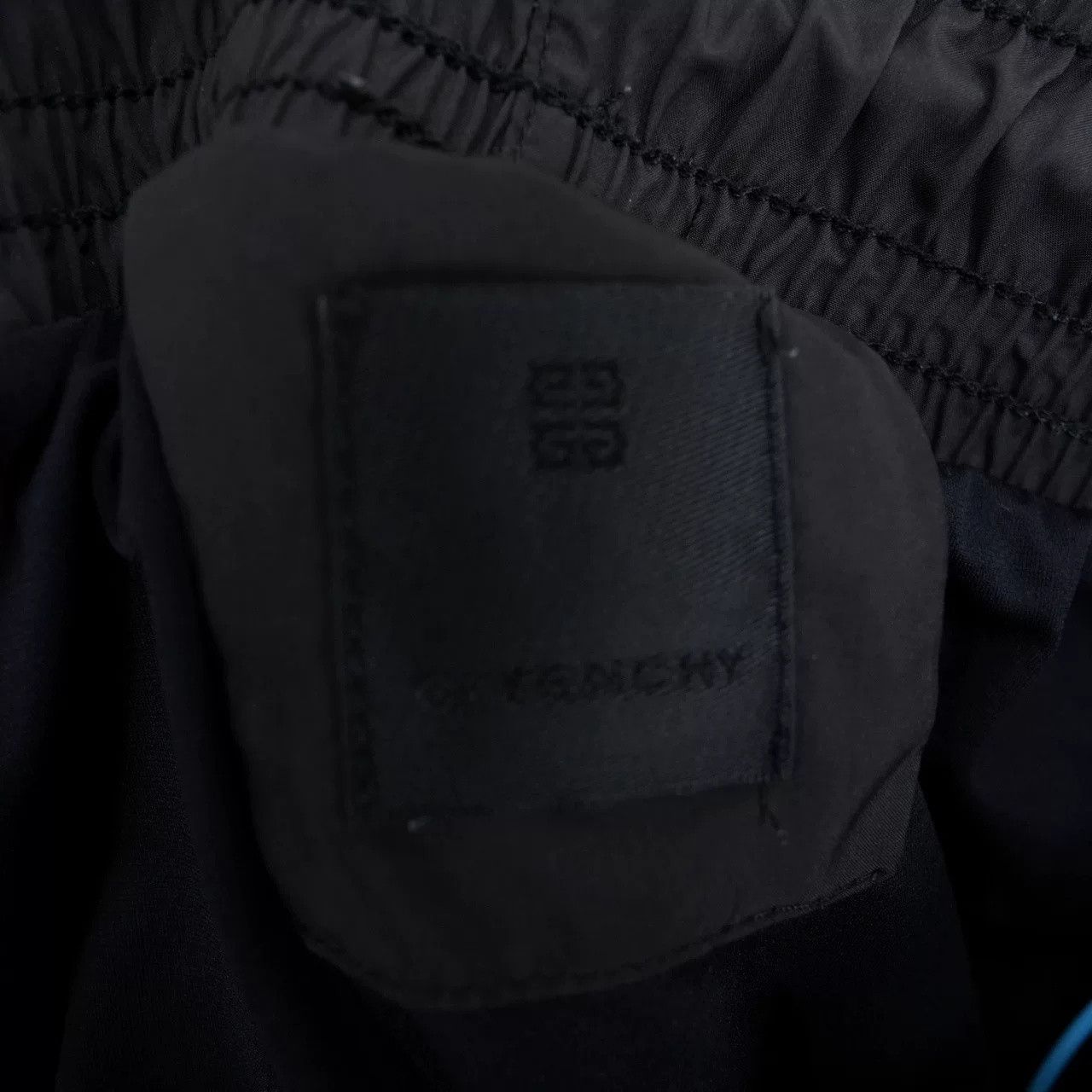 Givenchy GIVENCHY Black Metal Logo Shorts Size US 30 / EU 46 - 3 Thumbnail