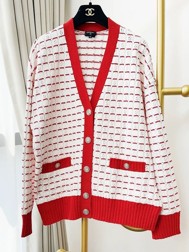 Chanel Chanel 23C red and white color block striped diamond buckl Size XS / US 0-2 / IT 36-38 - 1 Thumbnail