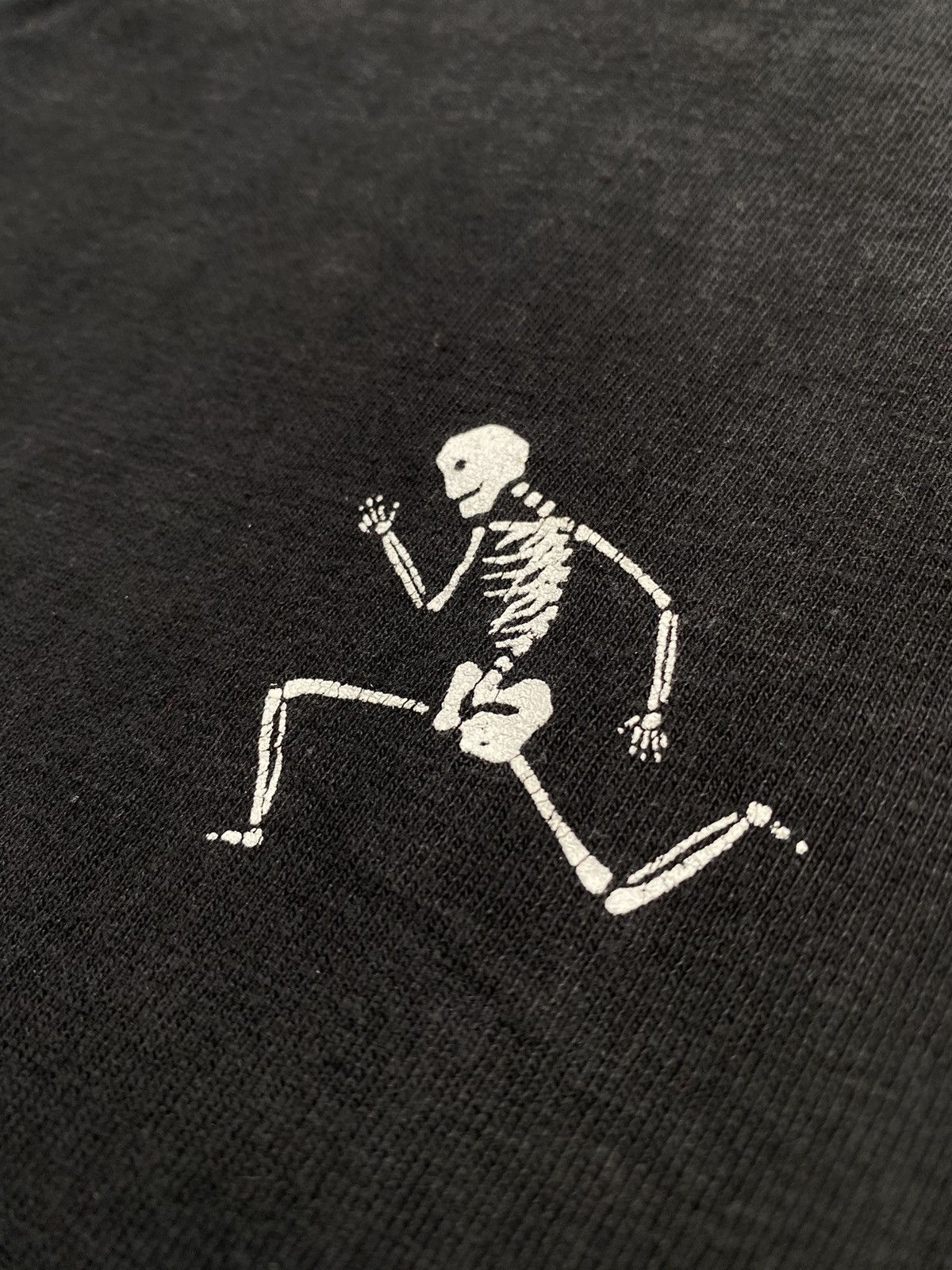 Band Tees × Japanese Brand × Vintage Vintage 90s Dinosaur Skeleton Royal City Tee Faded Size US XL / EU 56 / 4 - 10 Thumbnail