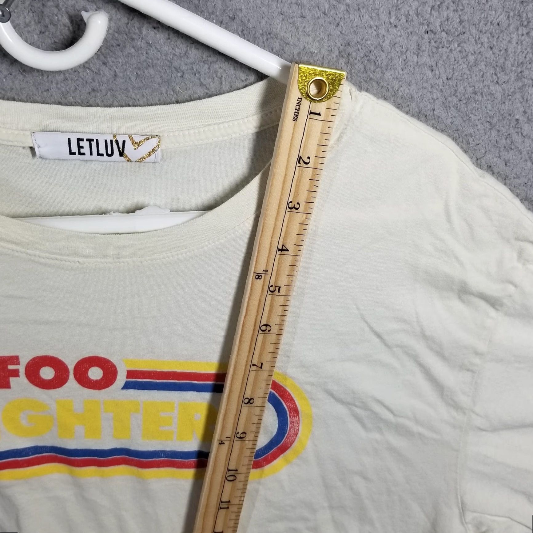 Anthropologie Foo Fighters Graphic T-shirt LETLUV Men M Crew Neck Short Sleeve White Cotton Jersey Band Music Rock 90s Concert Tee Size US M / EU 48-50 / 2 - 5 Thumbnail