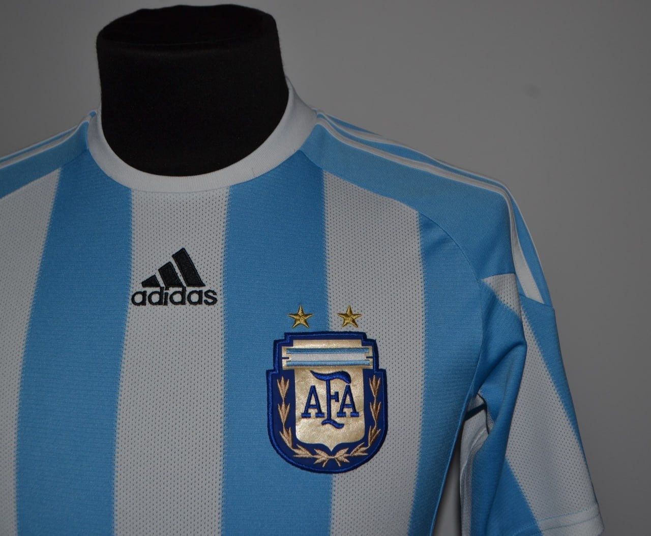 Adidas ADIDAS ARGENTINA 2009 HOME FOOTBALL SHIRT SOCCER JERSEY Size Size US S / EU 44-46 / 1 - 3 Thumbnail