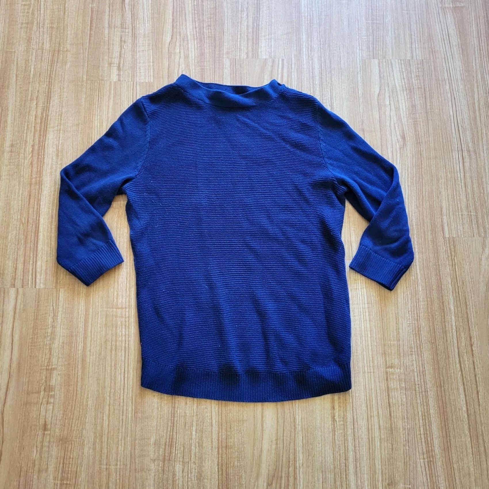 Talbots Talbots Sweater Shirt Top Womens Medium Navy Blue Knit Boat Neck Button Classic Size M / US 6-8 / IT 42-44 - 2 Thumbnail