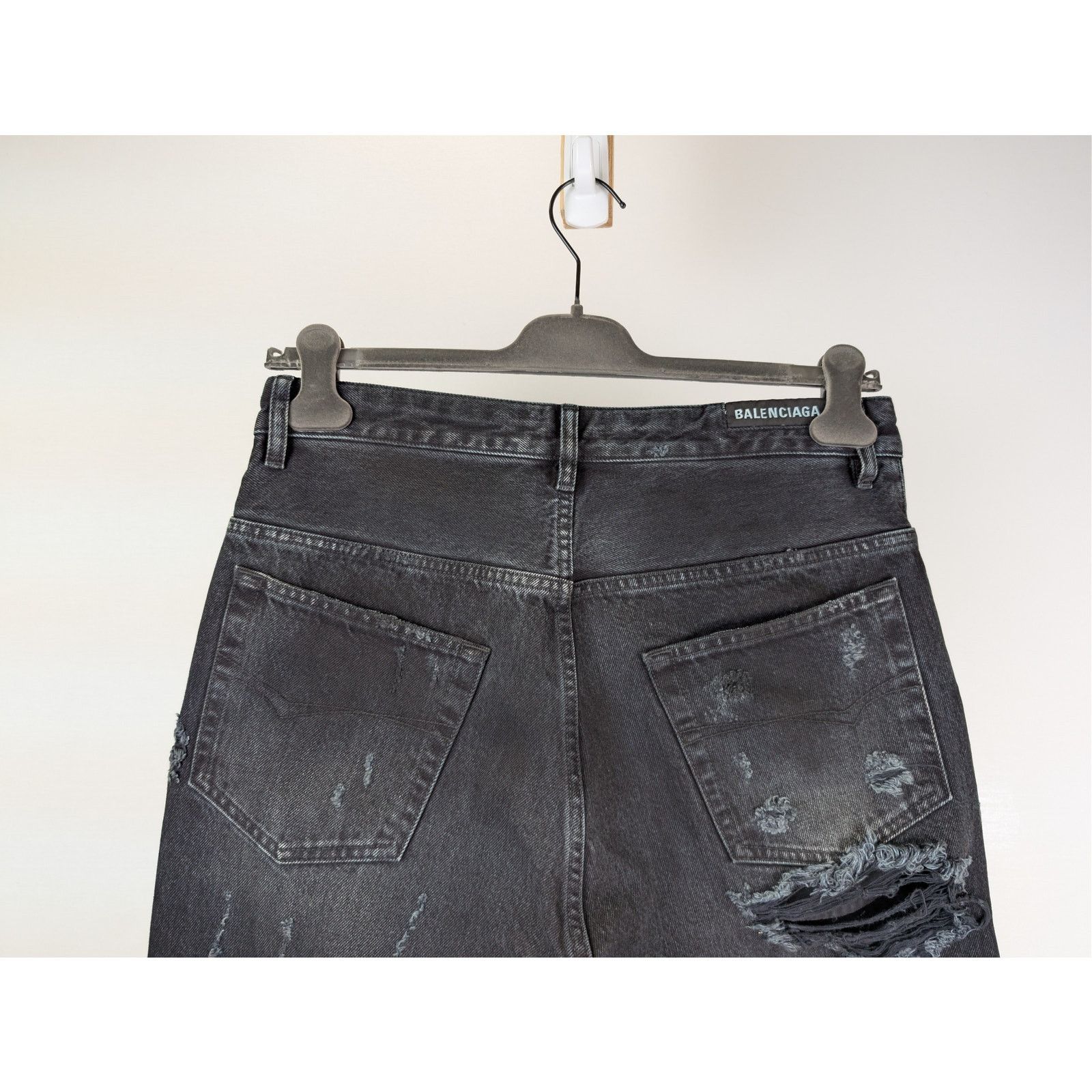 Balenciaga o1rshd1 Organic Japanese Ripped Medium Fit Pant Jean Black Size US 32 / EU 48 - 10 Thumbnail